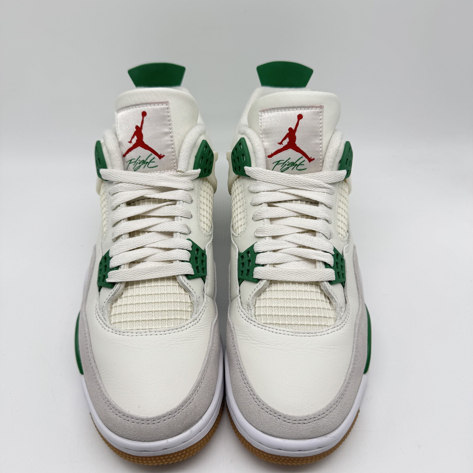 Jordan 4 Retro SB Pine Green