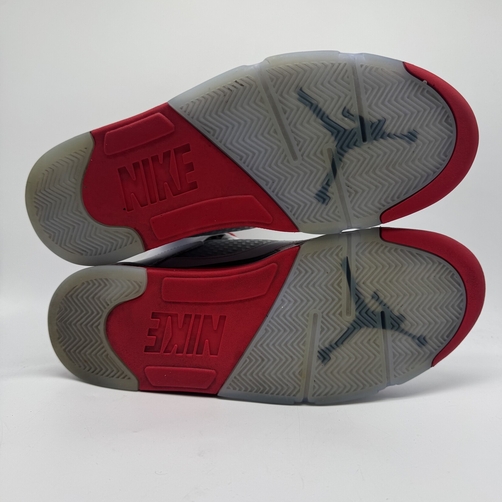 Jordan 5 Retro Fire Red Black Tongue (2025)