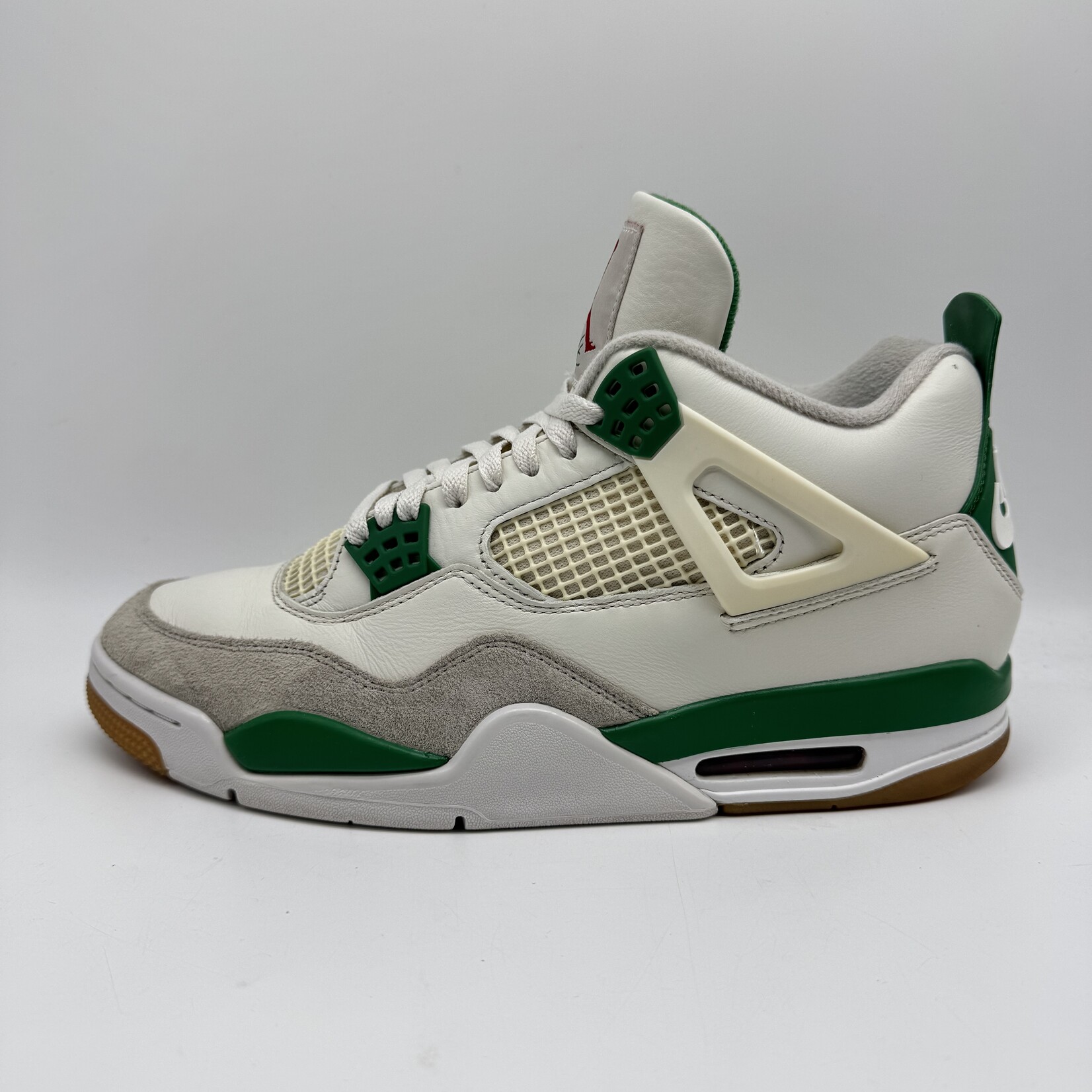 Jordan 4 Retro SB Pine Green