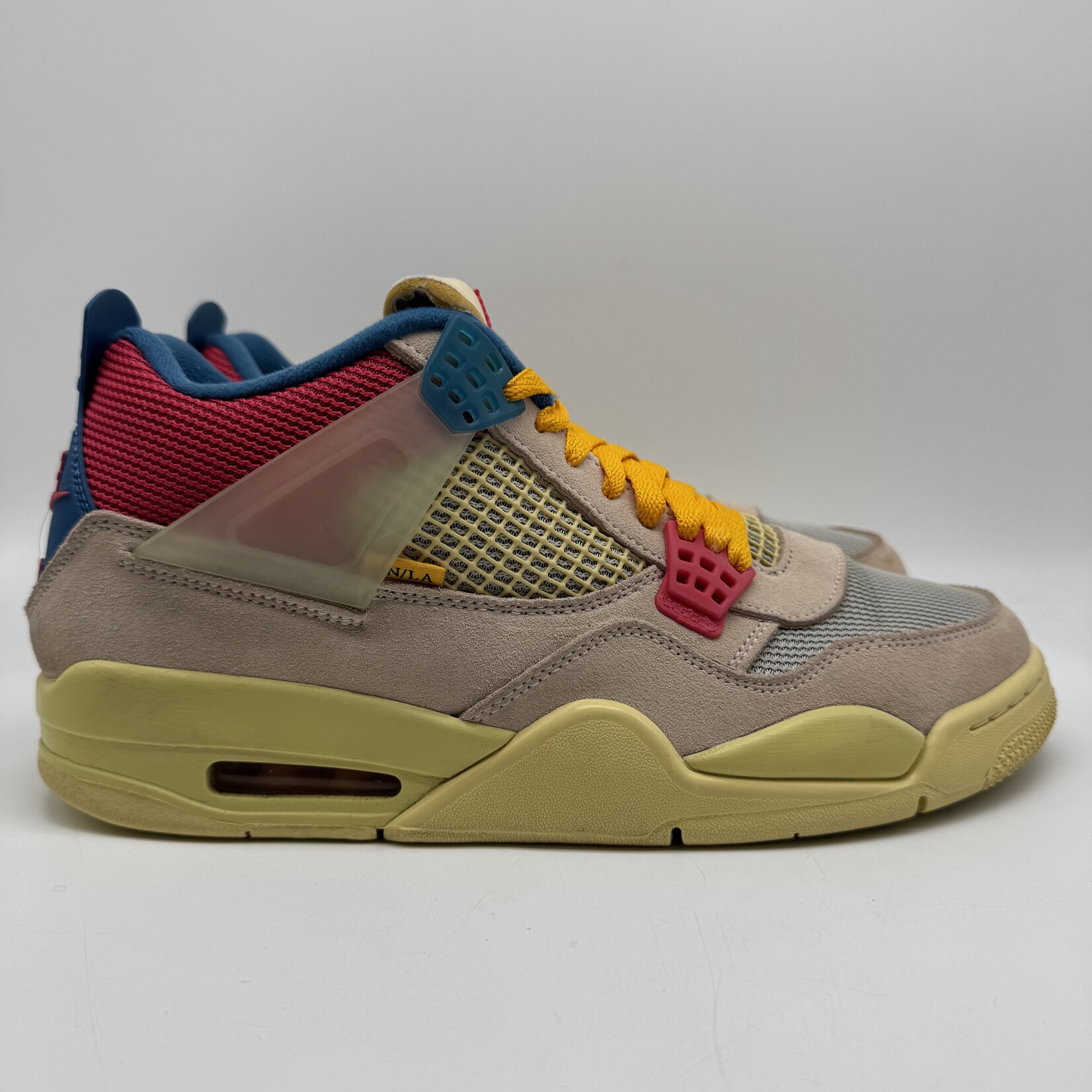 Jordan 4 Retro Union Guava Ice