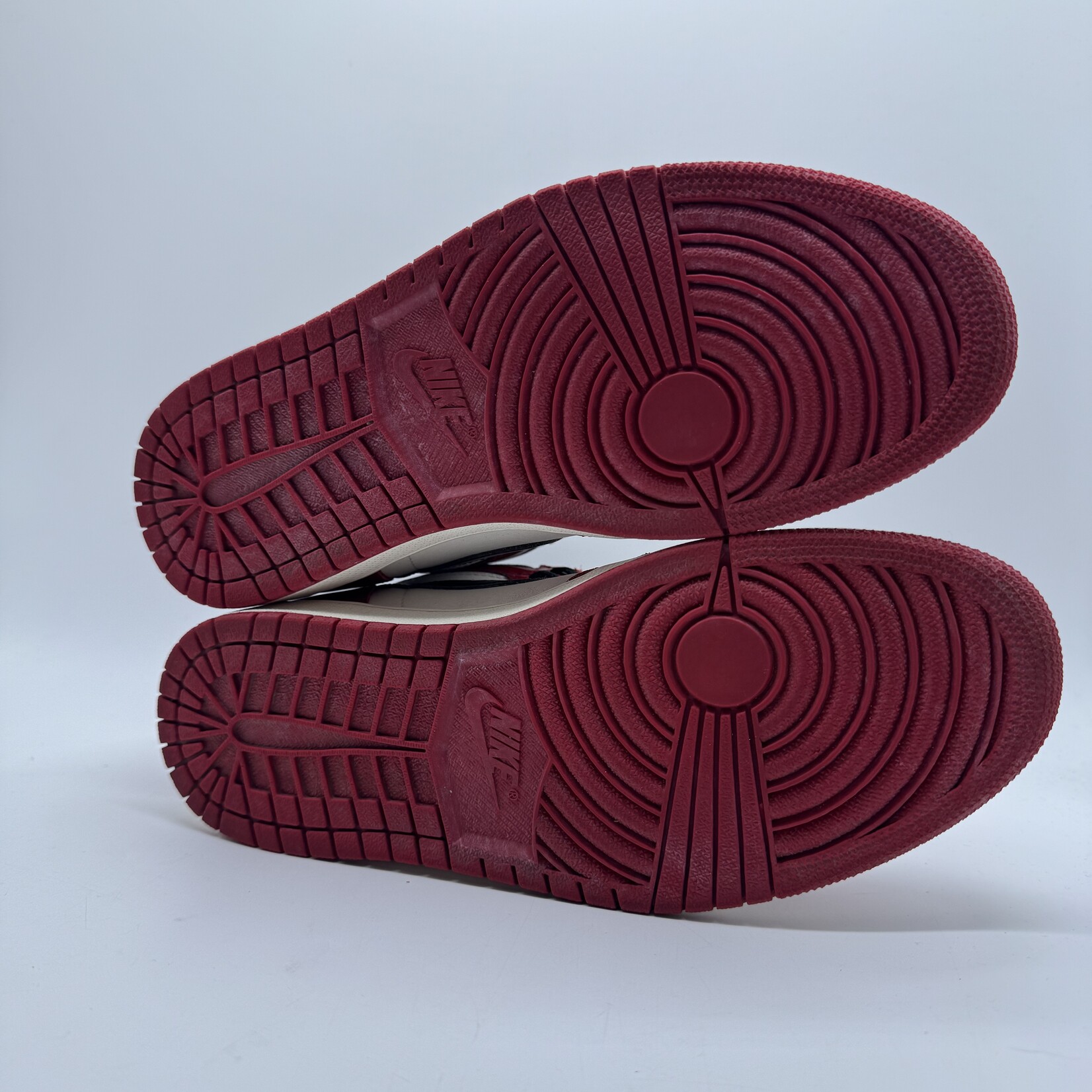 Jordan 1 Retro High OG Chicago Lost and Found