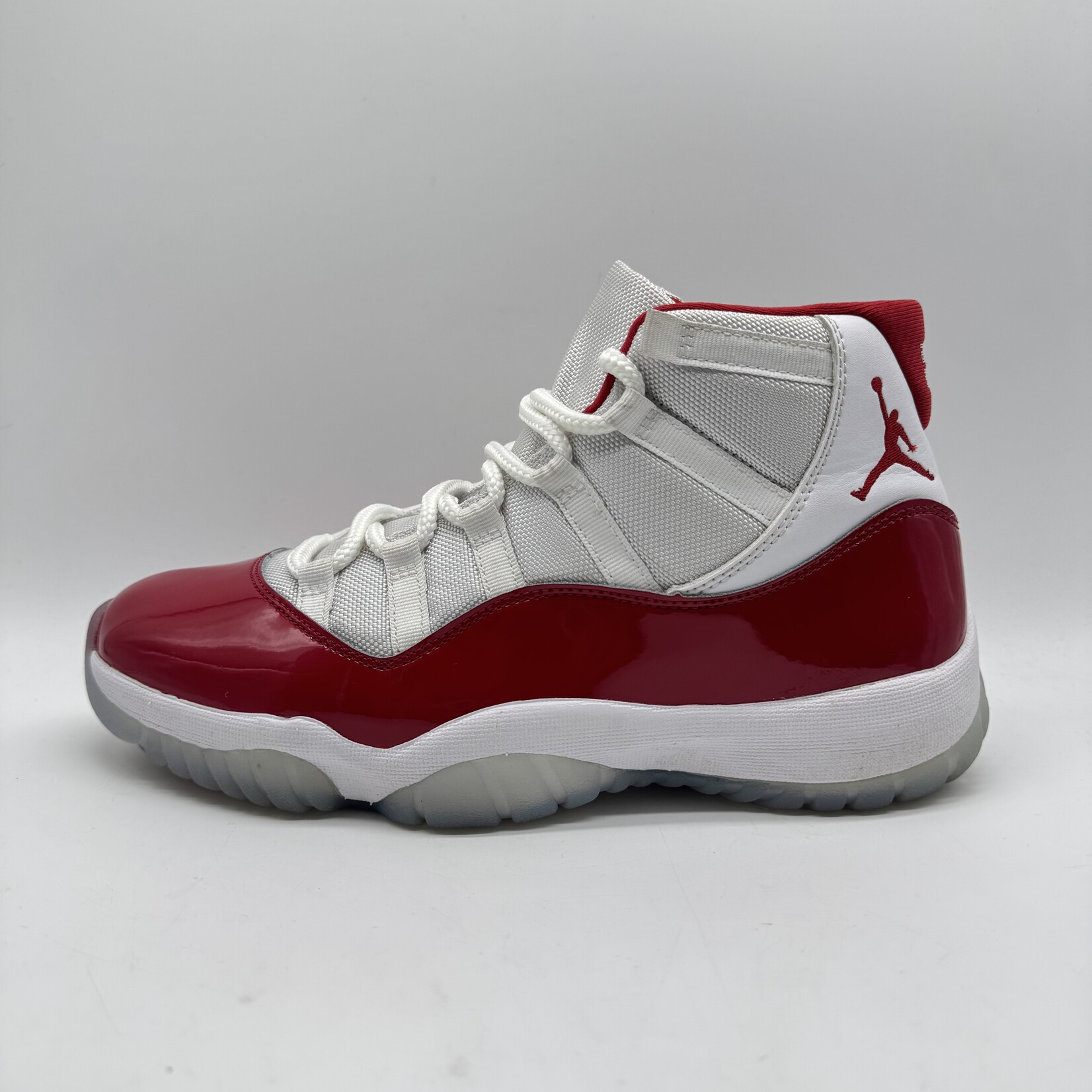 Jordan 11 Retro Cherry (2022)