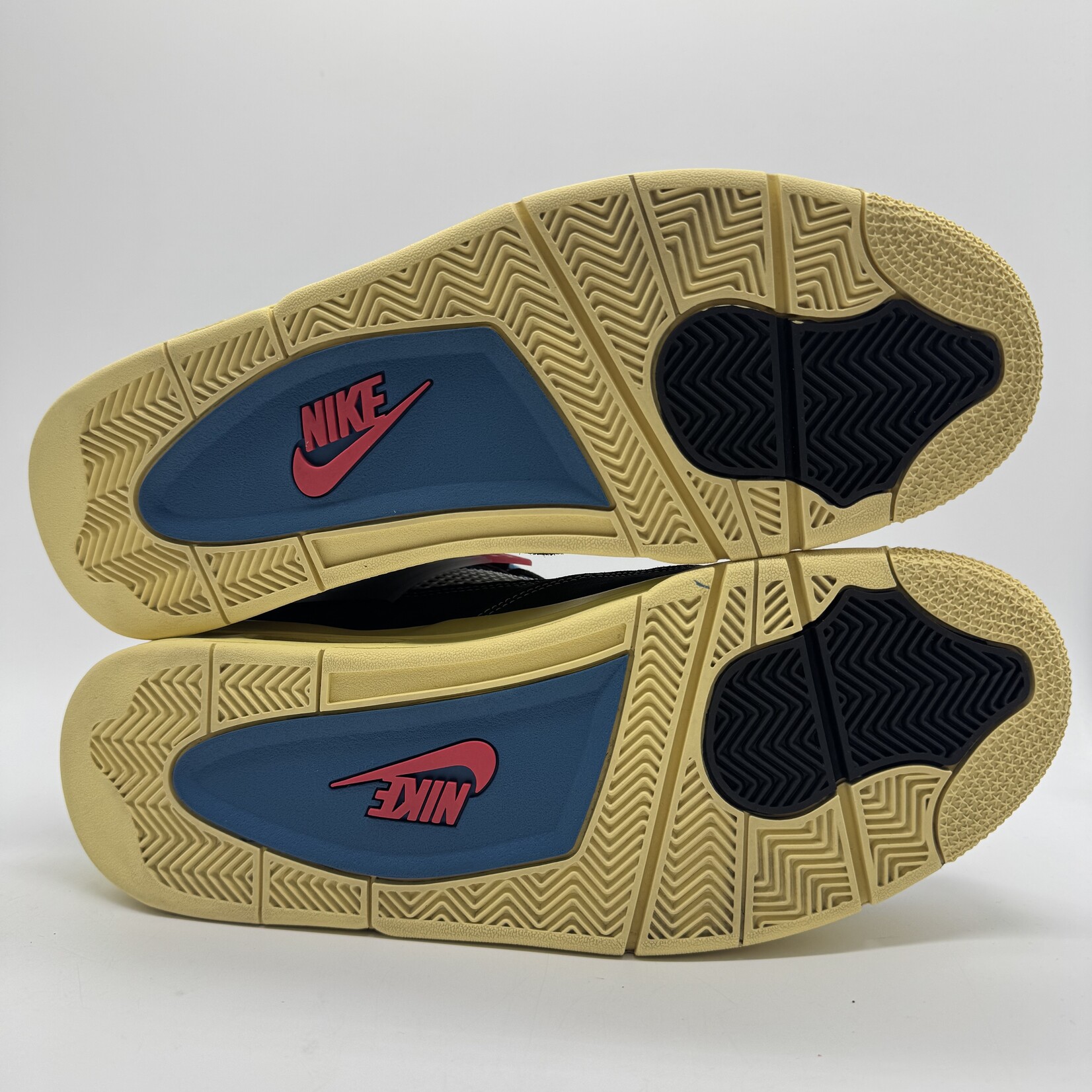 Jordan 4 Retro Union Off Noir