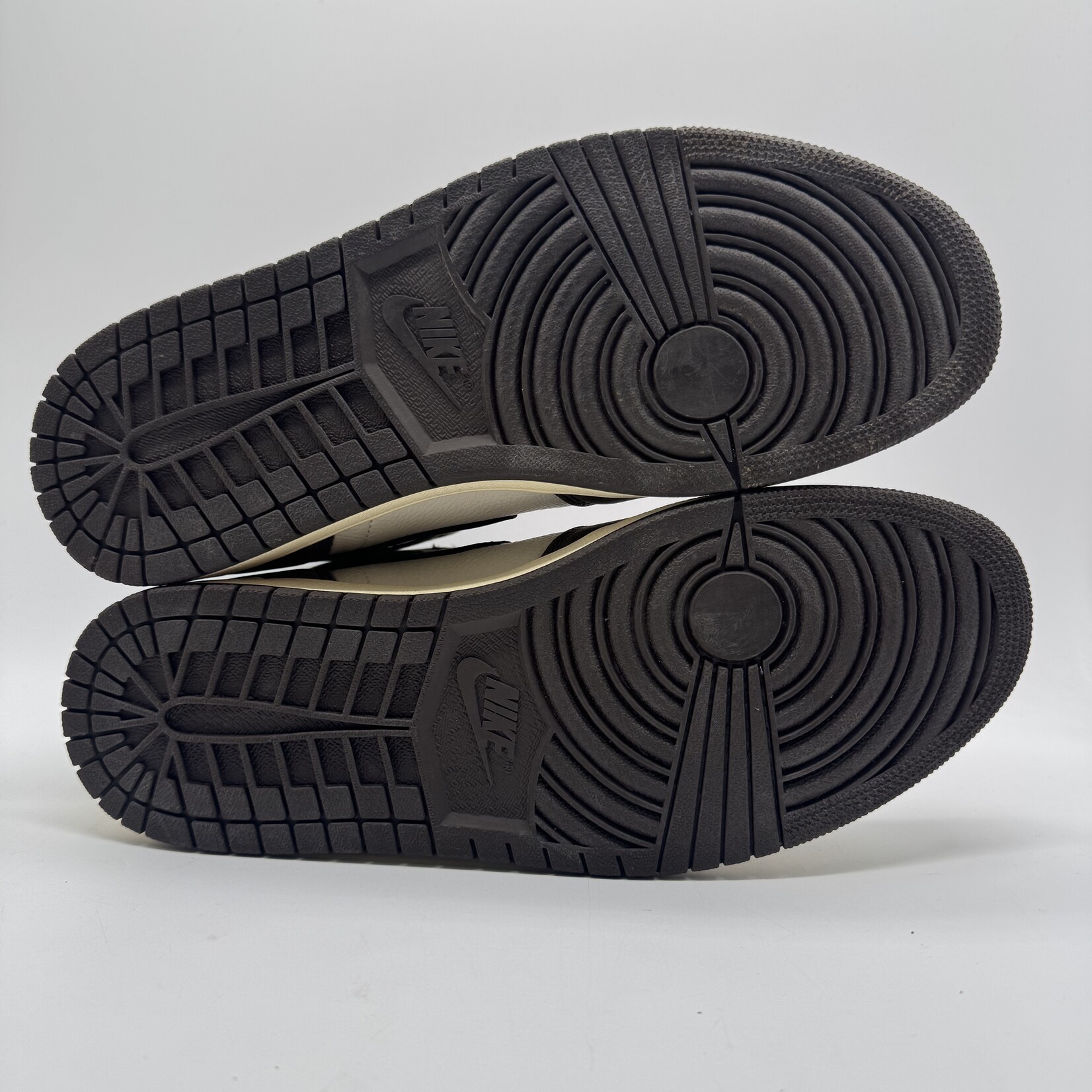 Jordan 1 Retro High OG SP Travis Scott Mocha