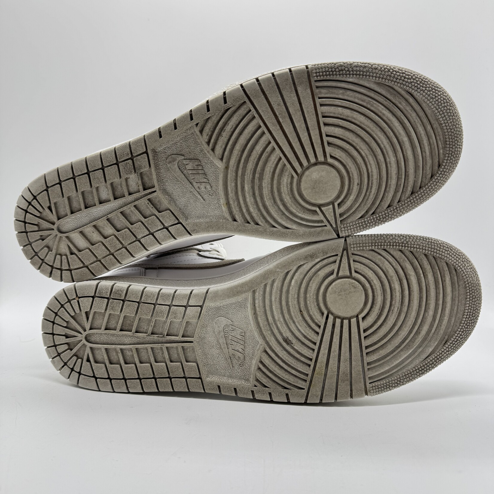 Jordan 1 Retro High '85 Neutral Grey