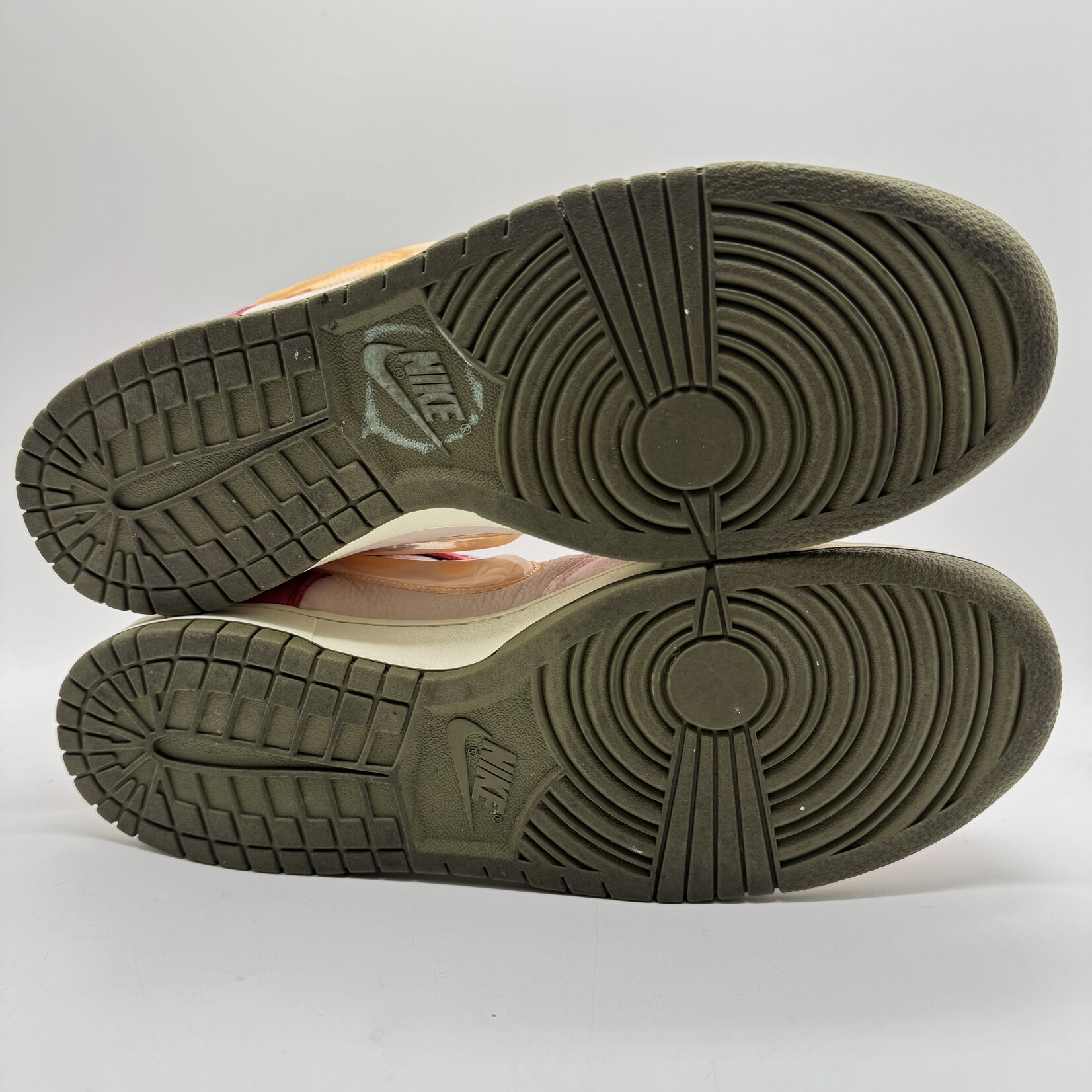 Nike Dunk Mid Social Status Free Lunch Strawberry Milk