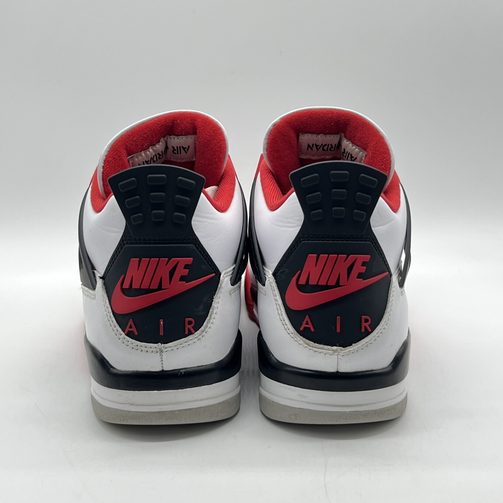 Jordan 4 Retro Fire Red (2020)