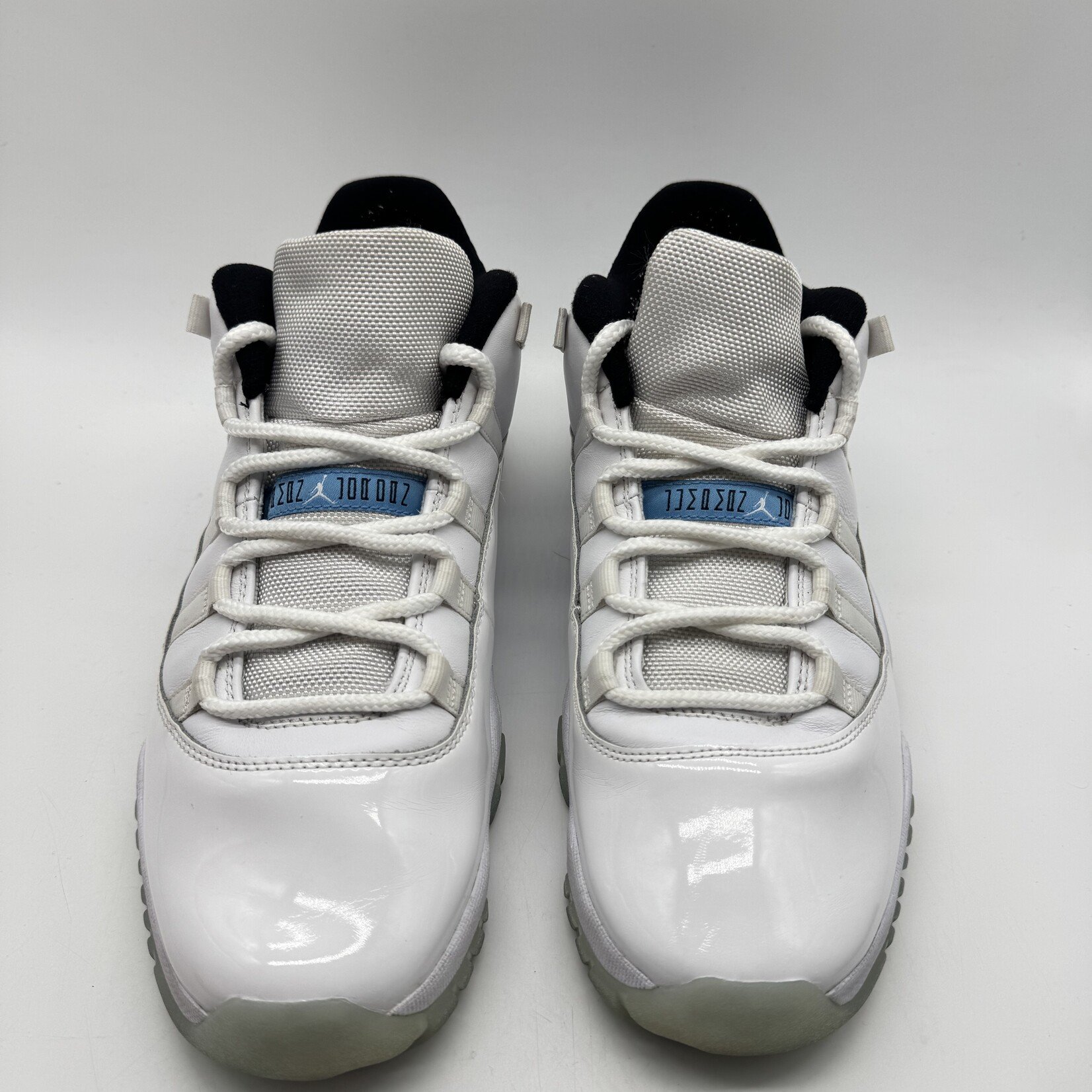 Jordan 11 Retro Low Legend Blue