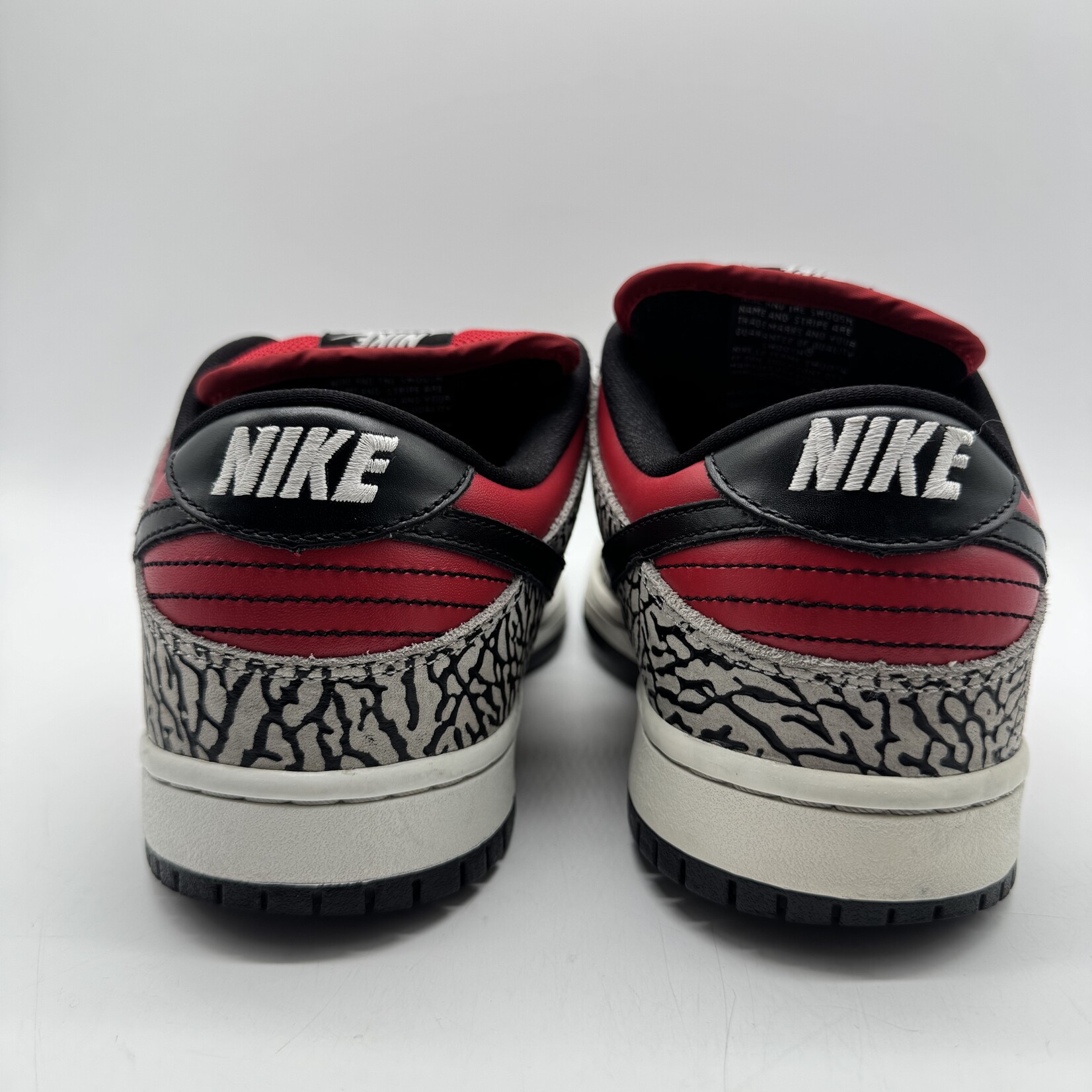 Nike SB Dunk Low Supreme Red Cement (2012)