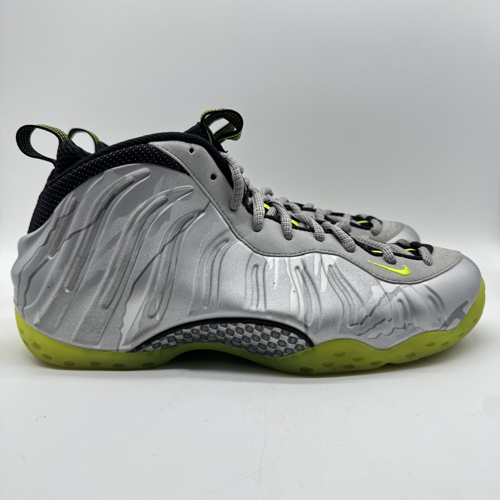 Nike Air Foamposite One Silver Volt Camo