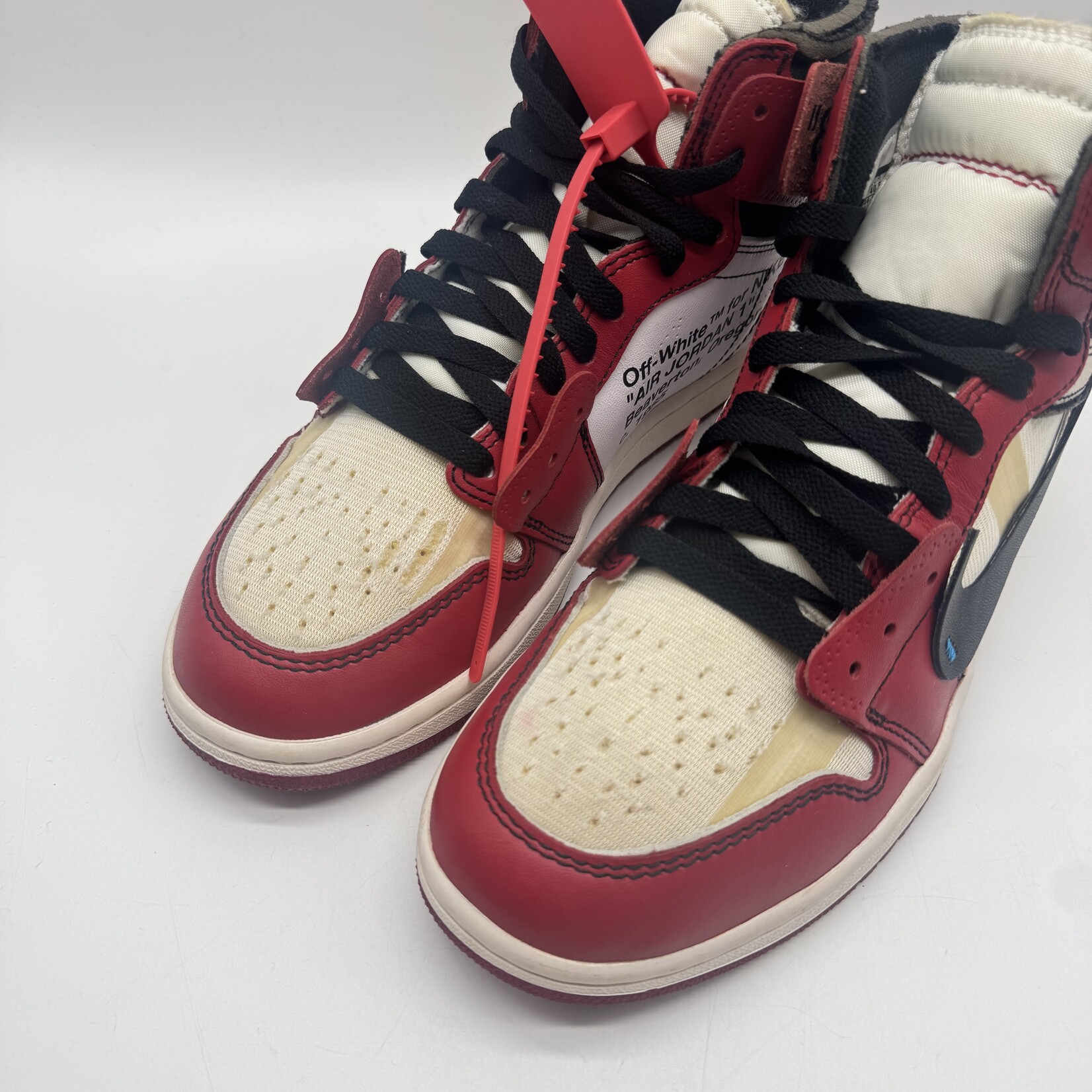 Jordan 1 Retro High Off-White Chicago