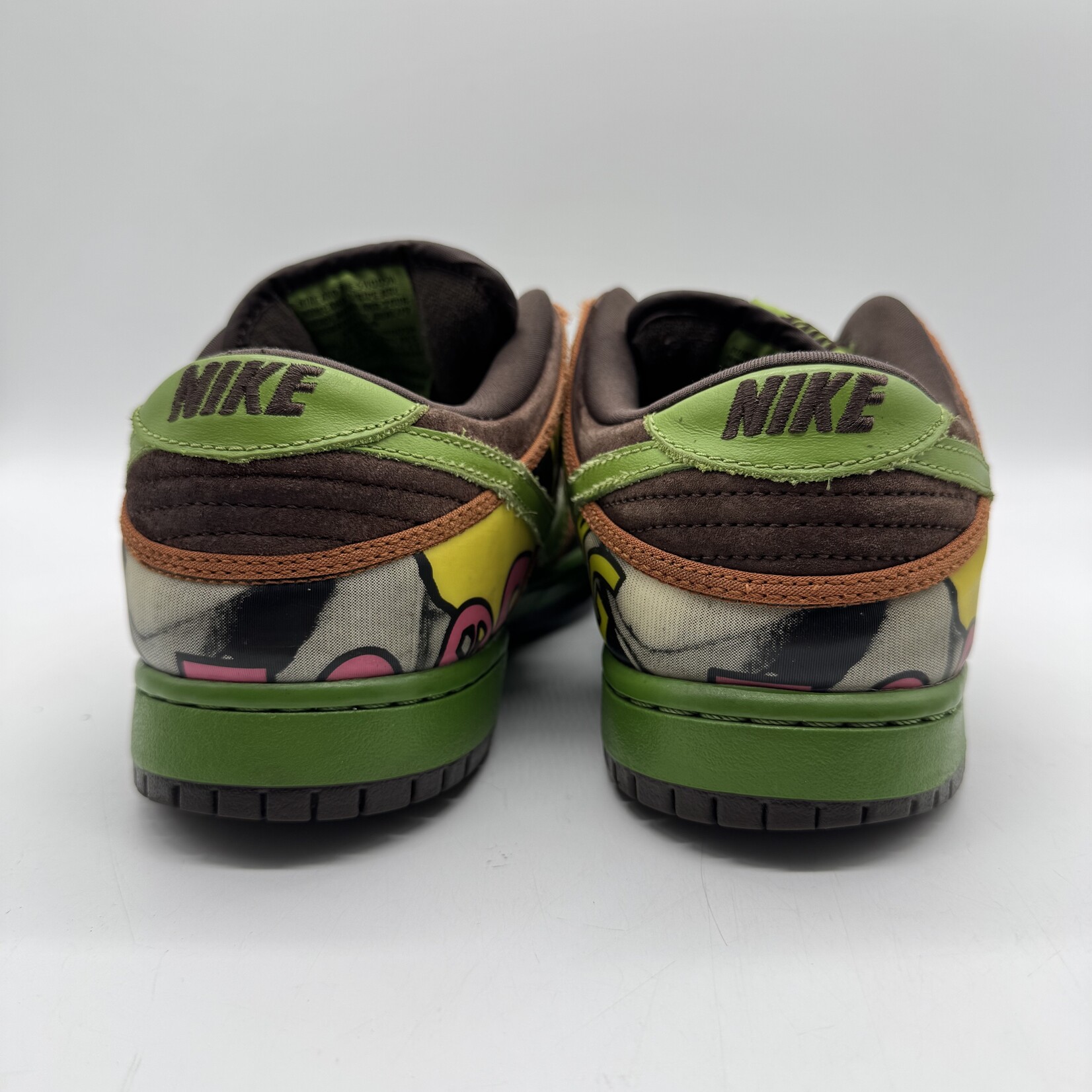 Nike SB Dunk Low De La Soul (2015)