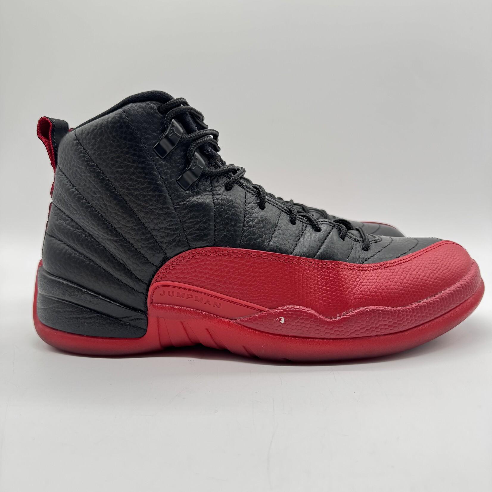 Jordan 12 Retro Flu Game (2016)