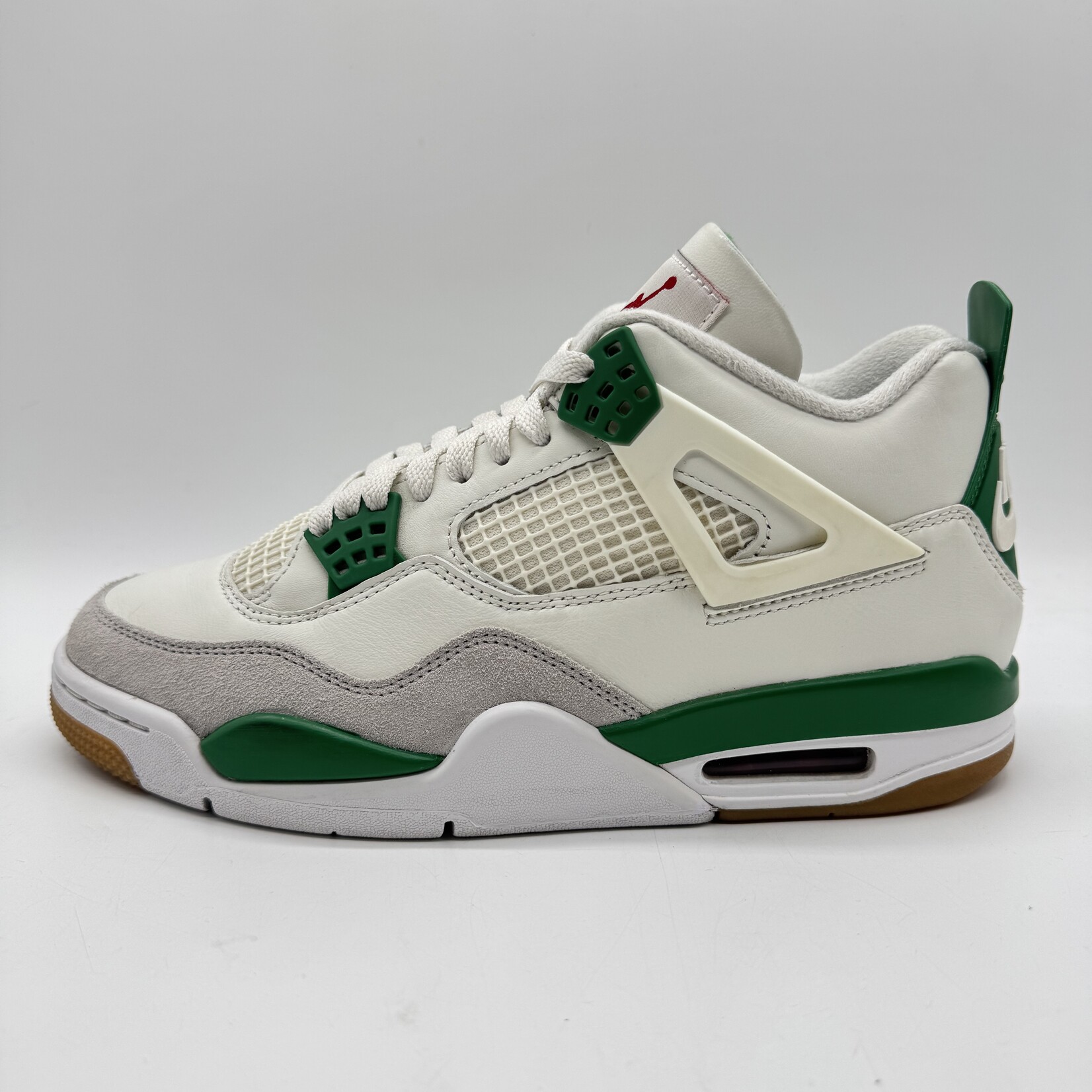 Jordan 4 Retro SB Pine Green