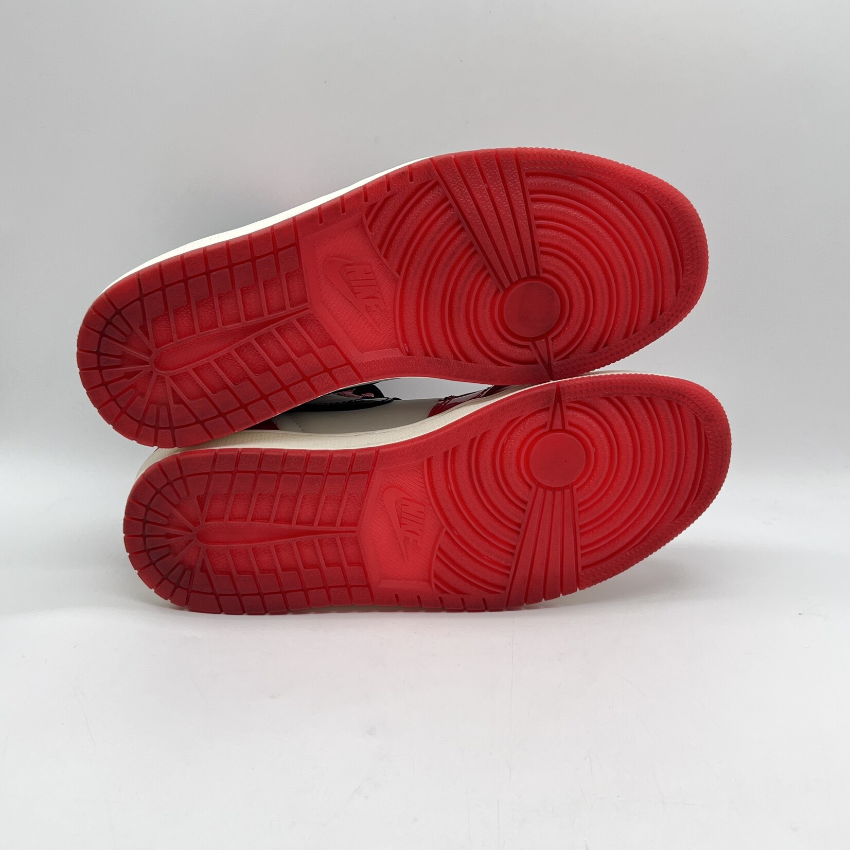 Jordan 1 Retro High OG Spider-Man Across the Spider-Verse