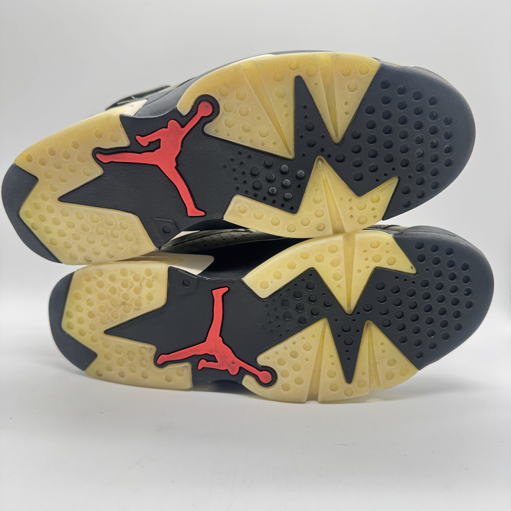 Jordan 6 Retro Travis Scott