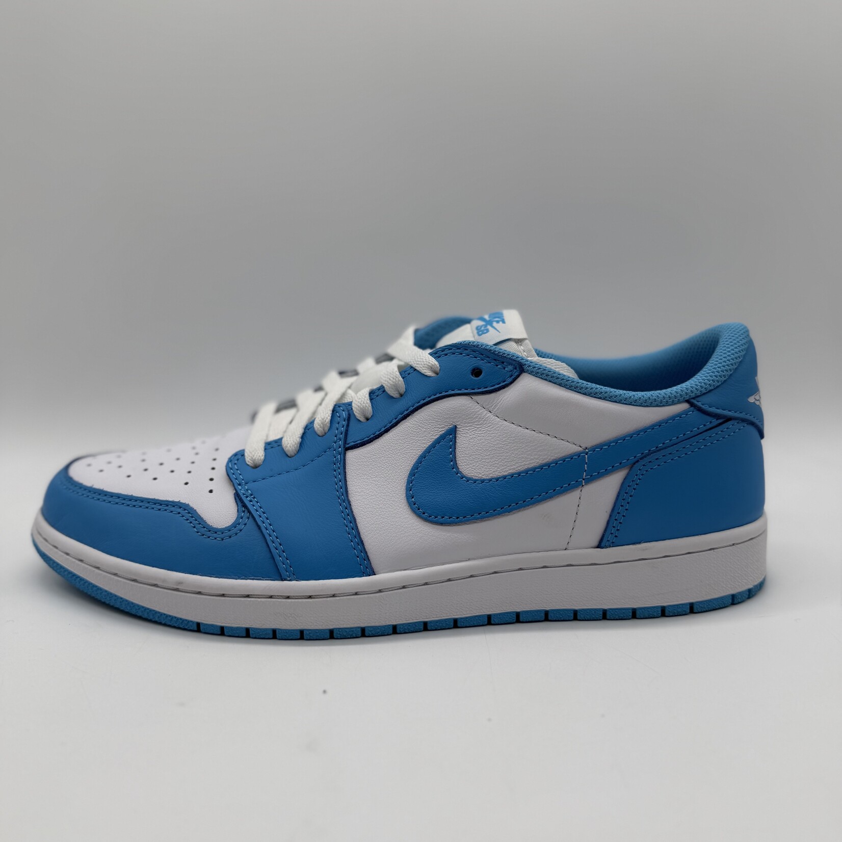 Jordan 1 Low SB UNC