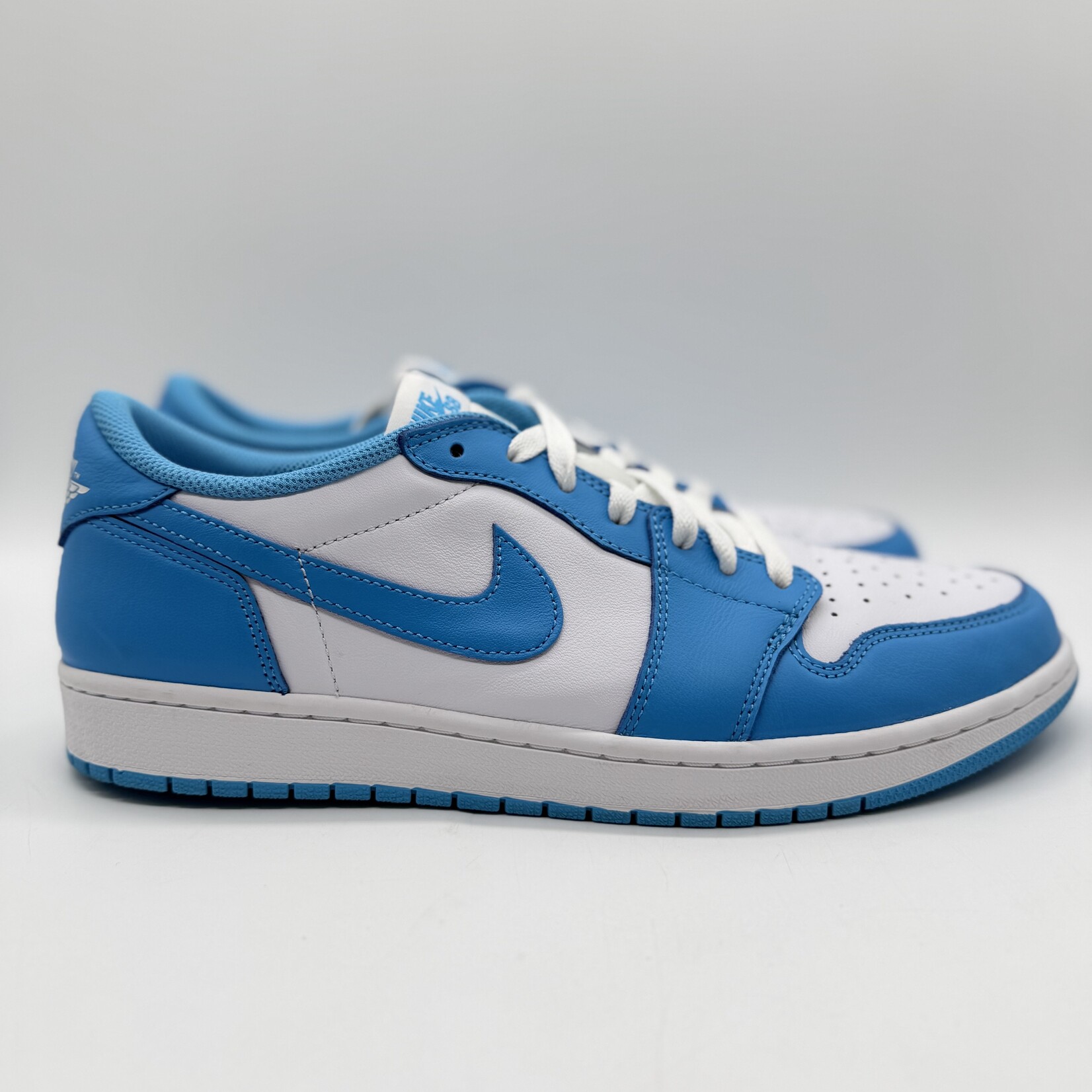 Jordan 1 Low SB UNC