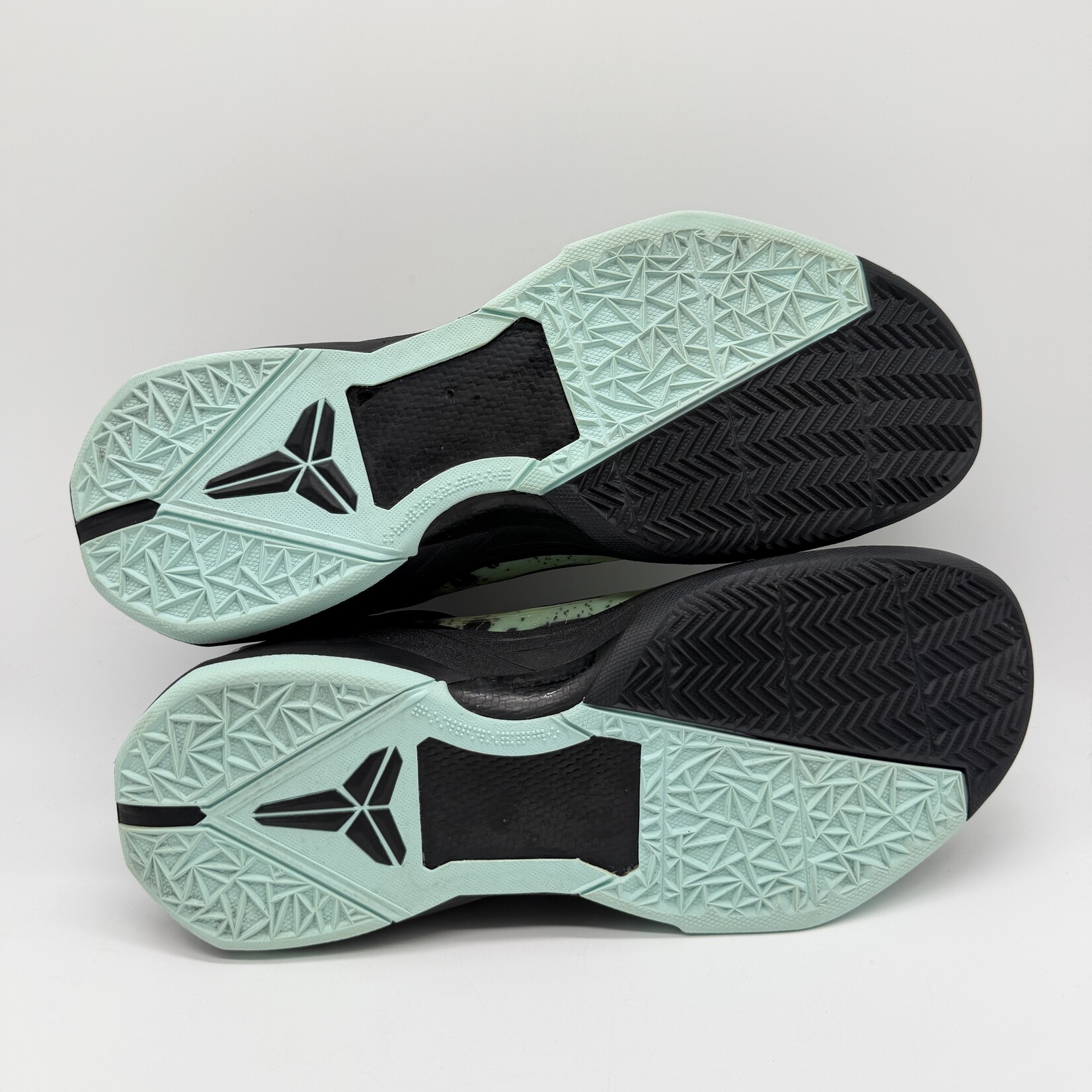 Nike Kobe 7 Poison Dart Frog (Mint)