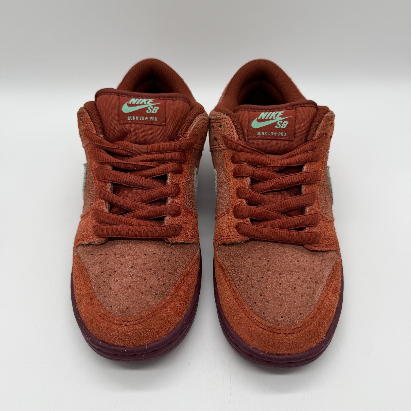 Nike SB Dunk Low Mystic Red Rosewood