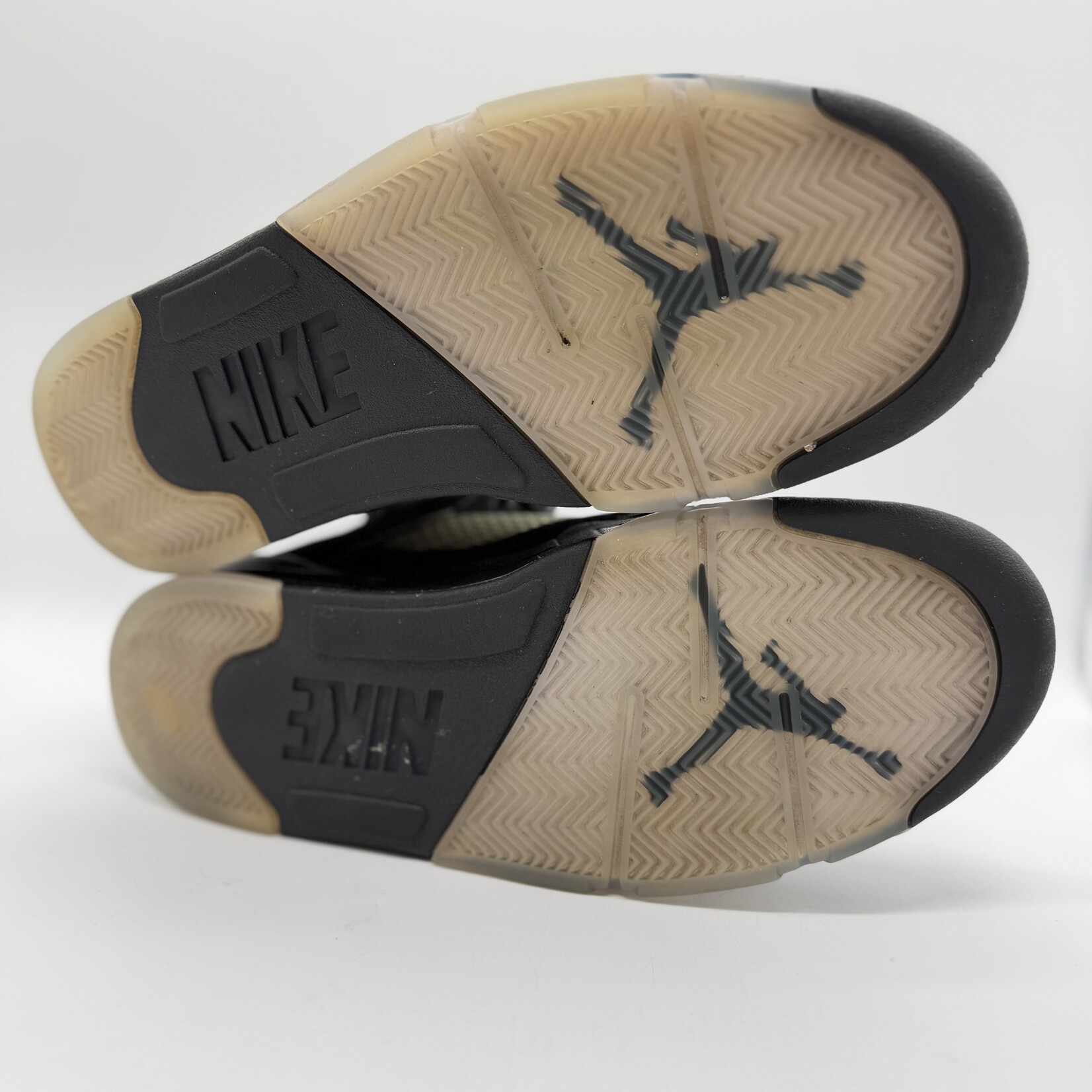 Jordan 5 Retro Black Metallic (2016)