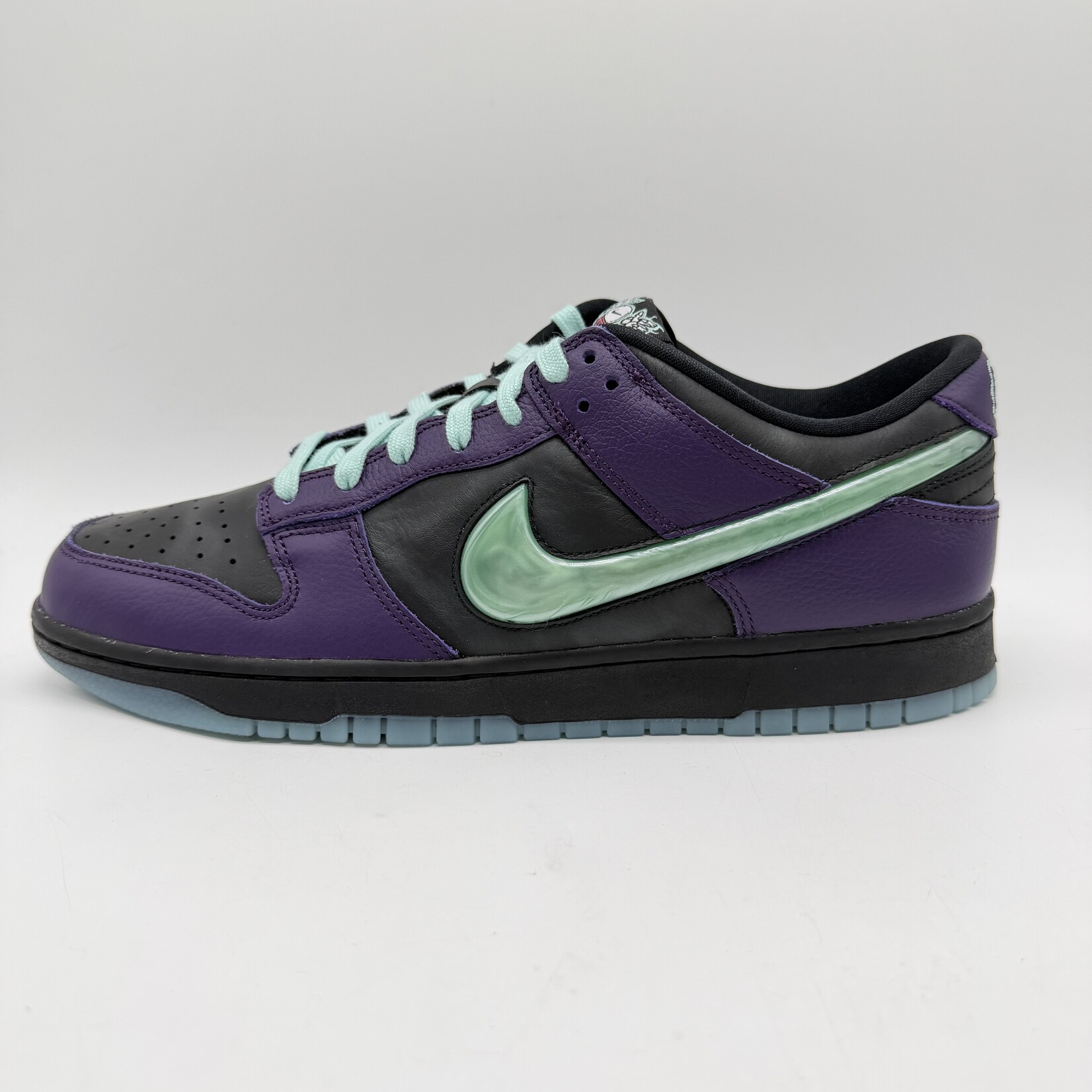 Nike Dunk Low LTD Wizard