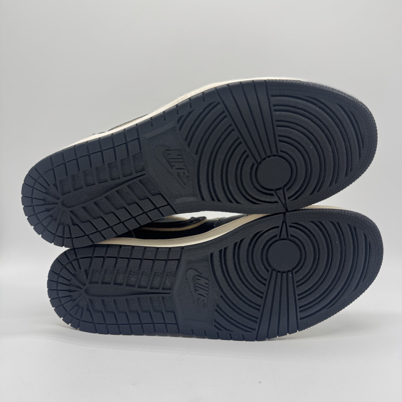 Jordan 1 Low OG Bleached Coral