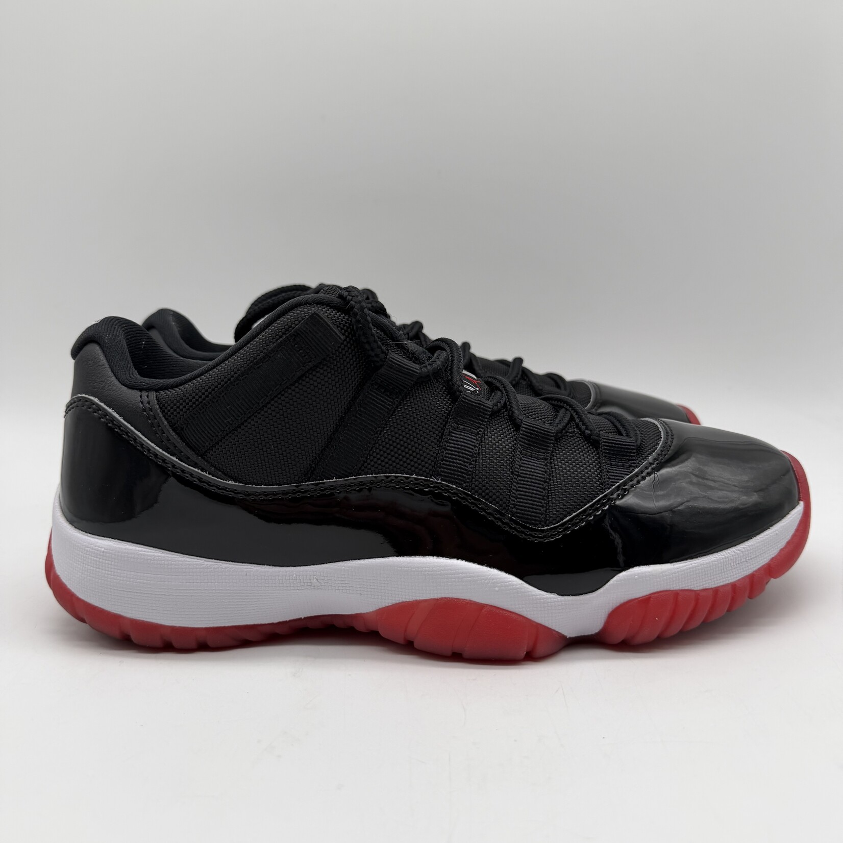 Jordan 11 Retro Low Bred (2025)