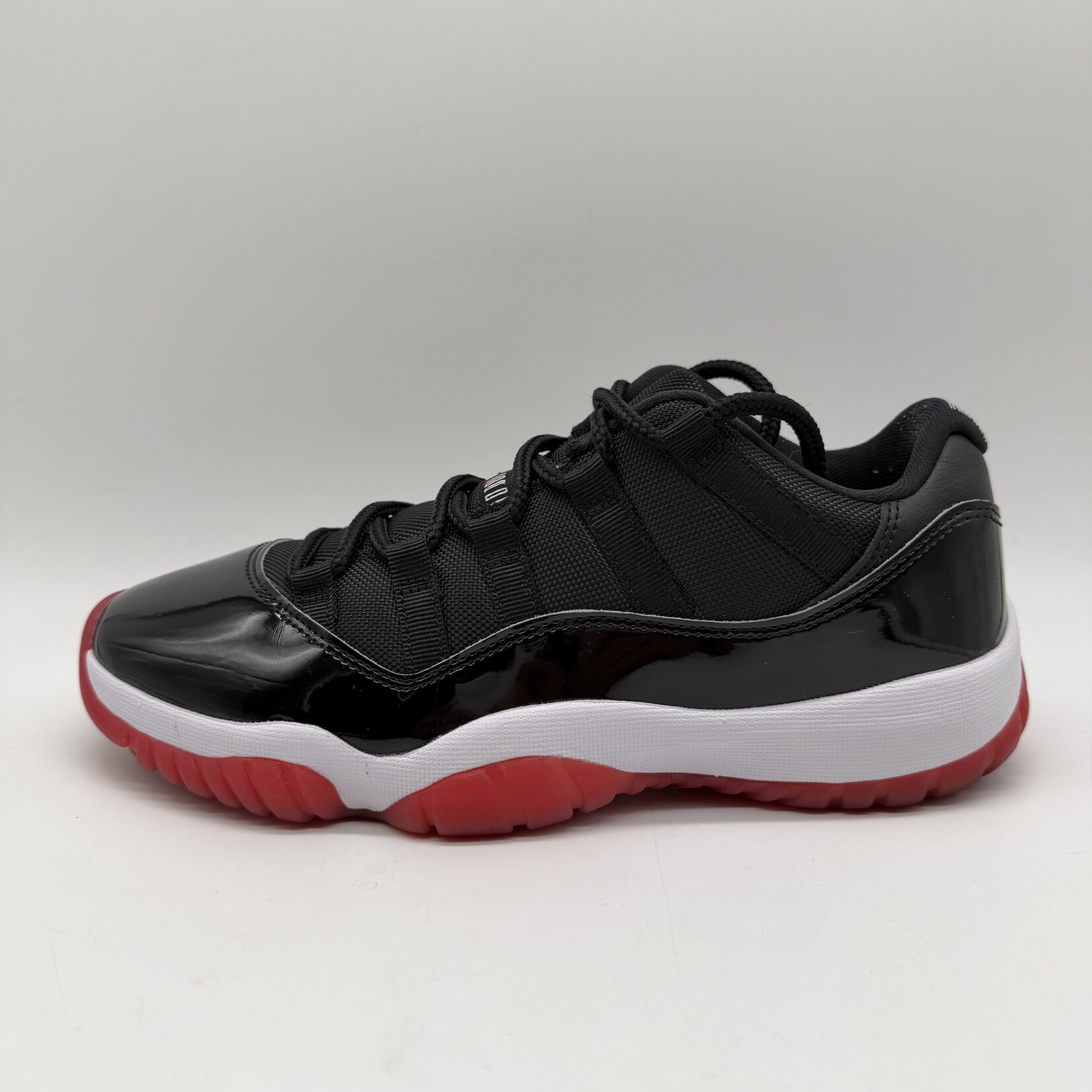 Jordan 11 Retro Low Bred (2025)
