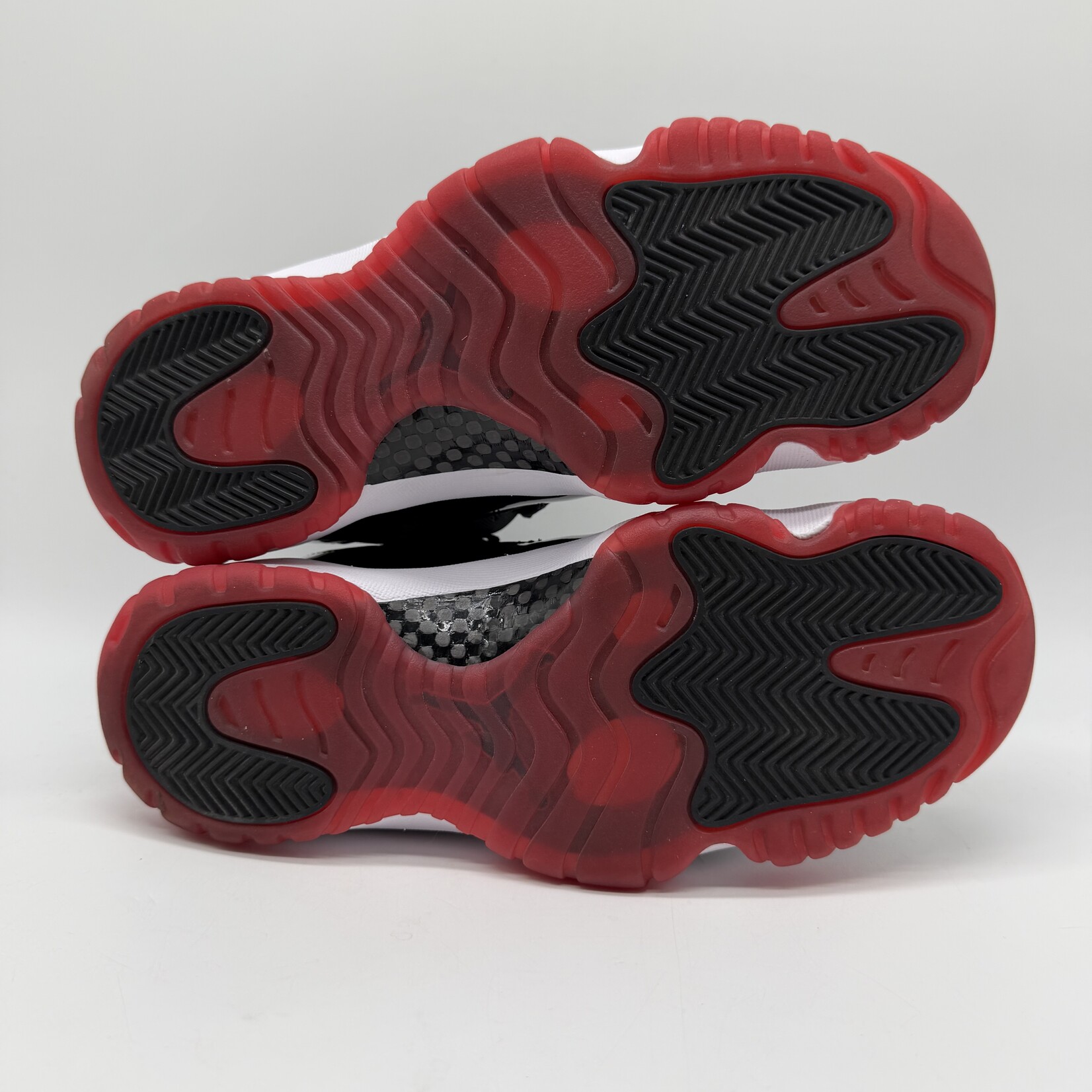 Jordan 11 Retro Low Bred (2025)