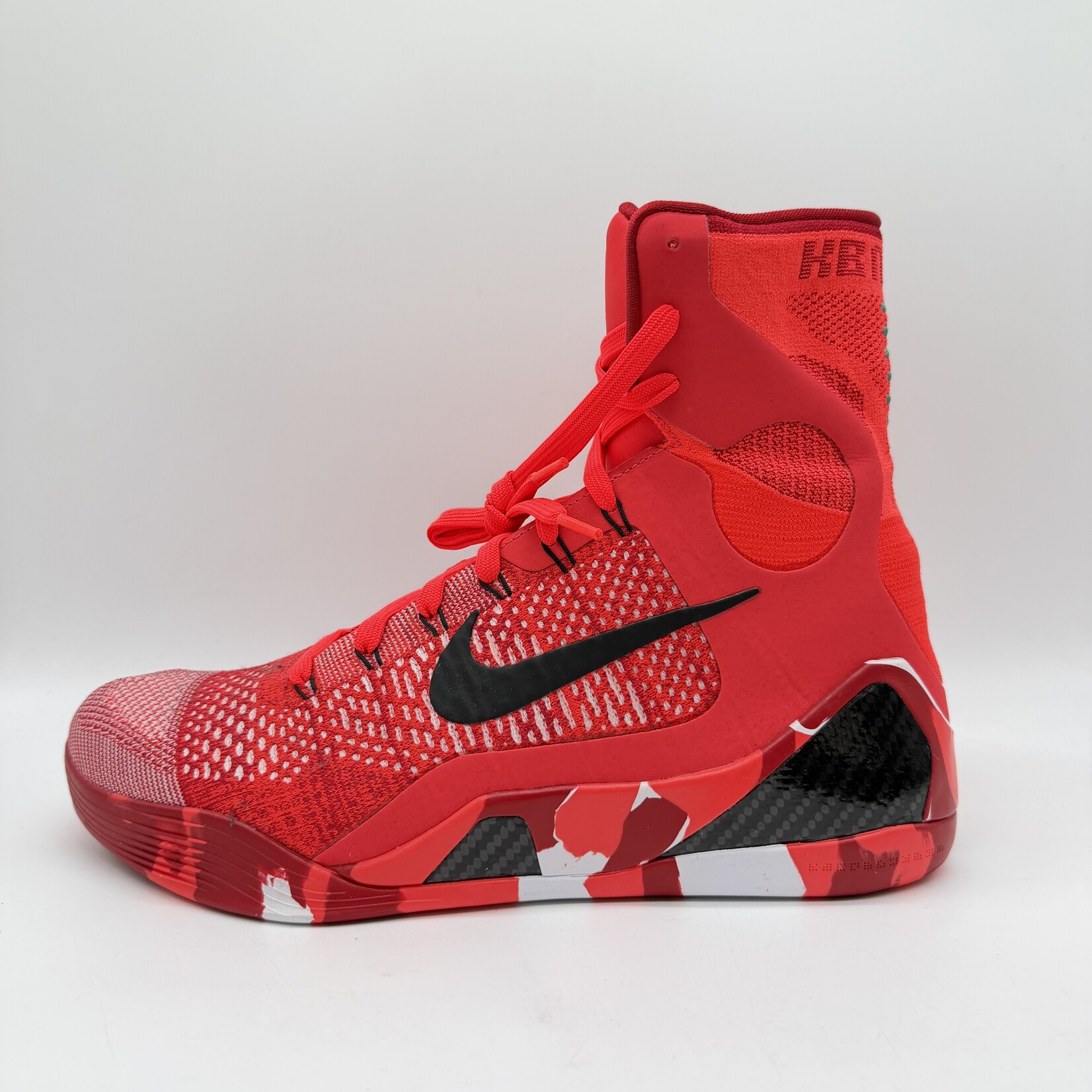 Nike Kobe 9 Elite Protro Christmas (2024)
