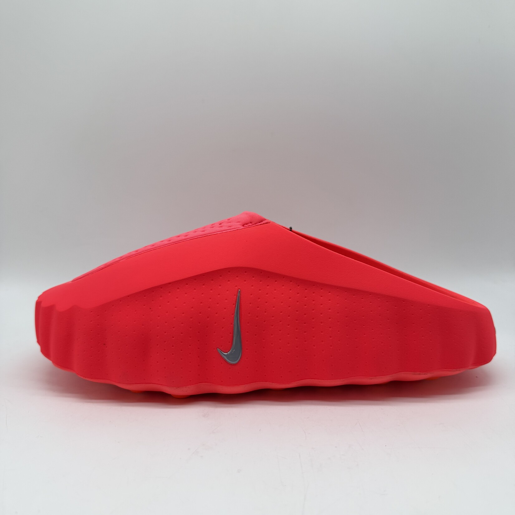 Nike Mind 001 Slide Solar Red