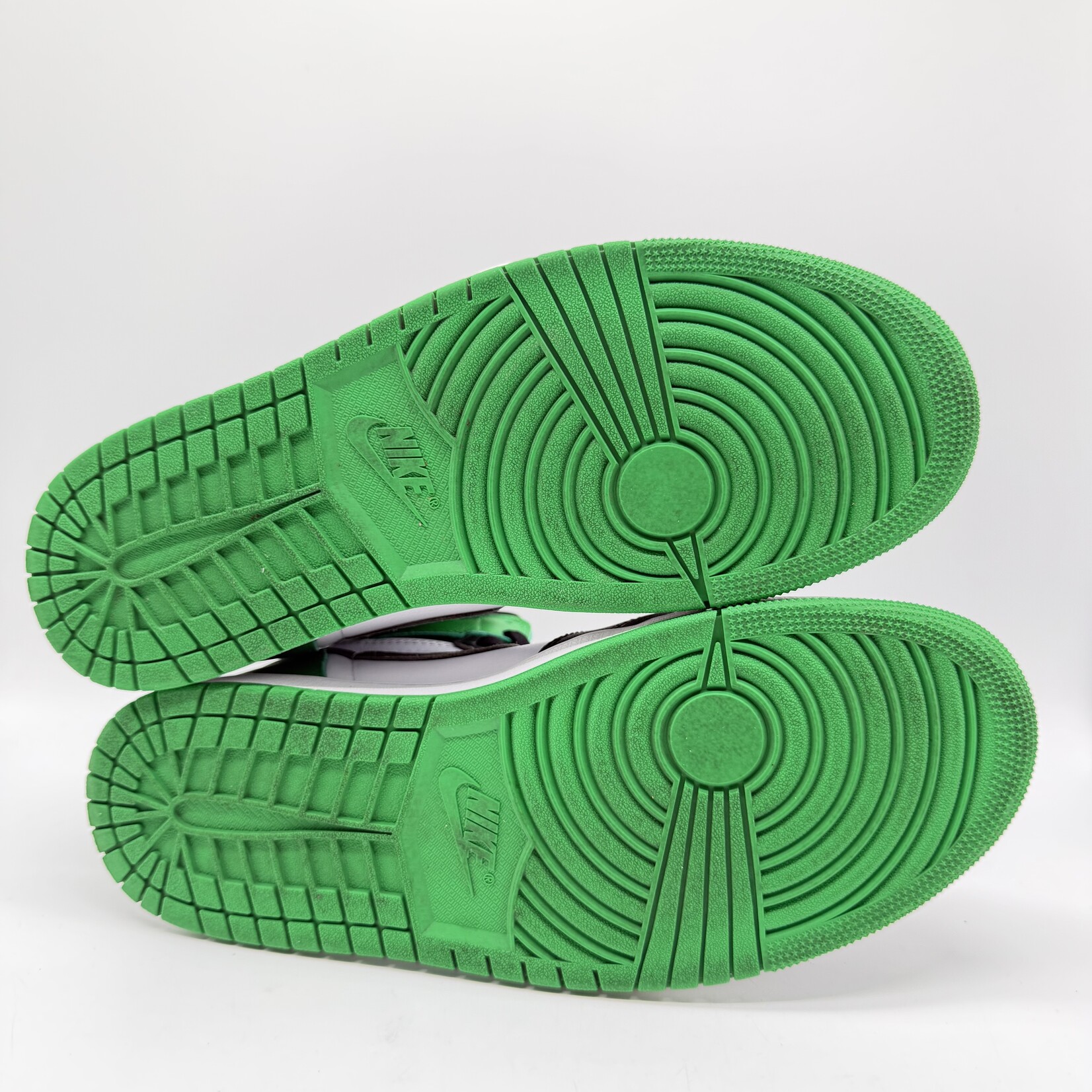 Jordan 1 Retro High OG Lucky Green