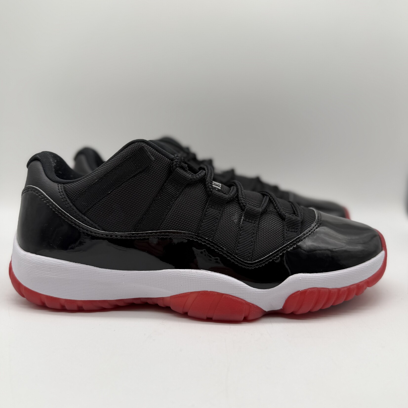 Jordan 11 Retro Low Bred (2025)