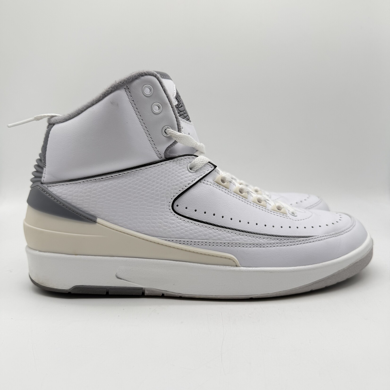 Jordan 2 Retro Cement Grey