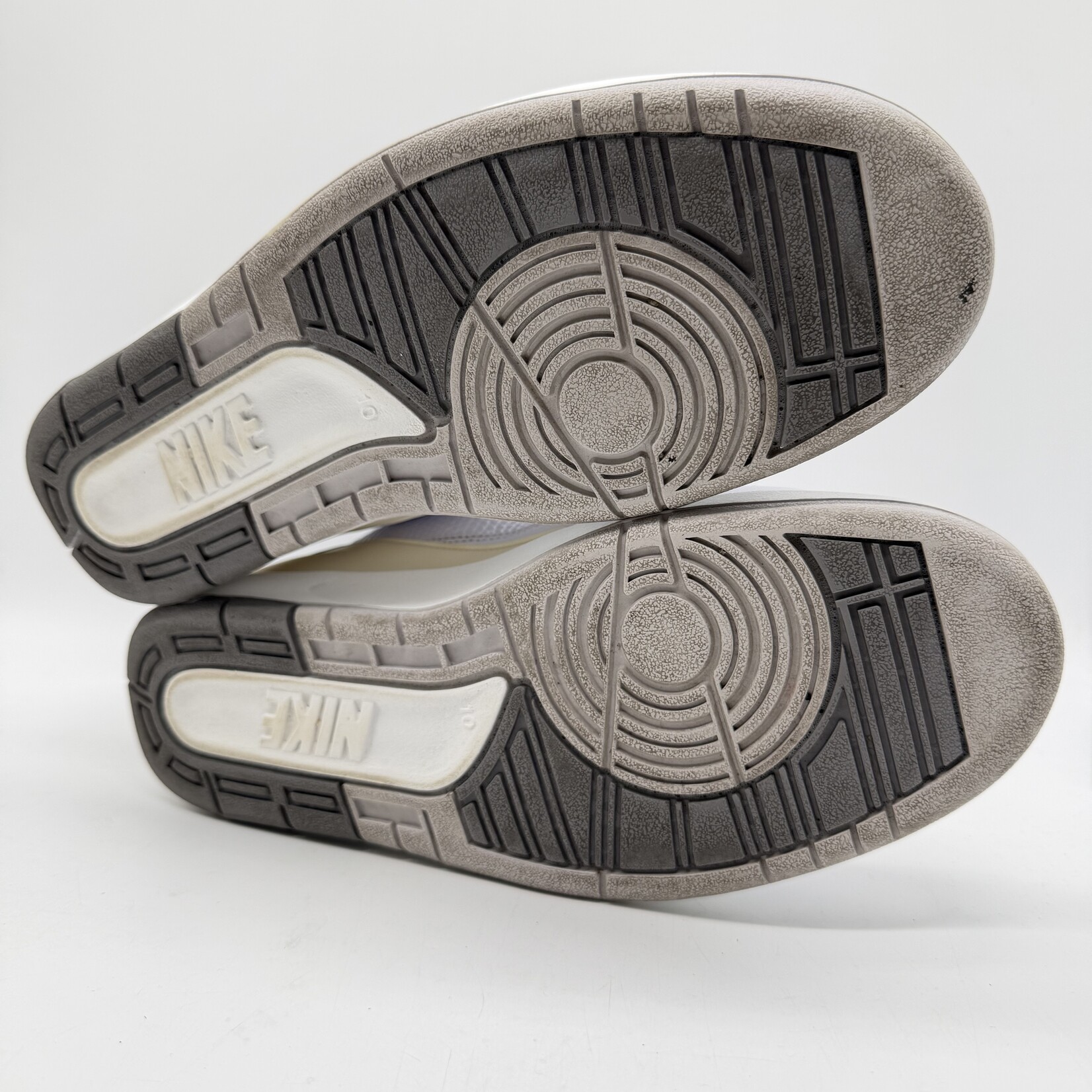 Jordan 2 Retro Cement Grey