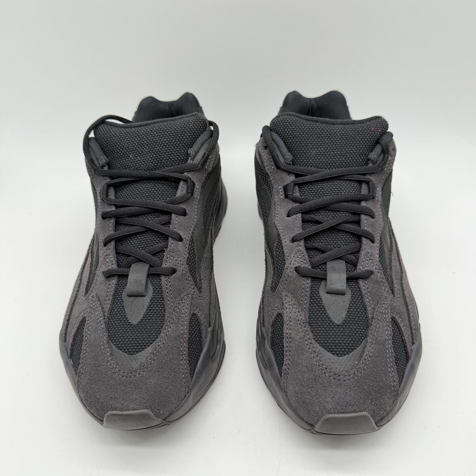 adidas Yeezy Boost 700 V2 Vanta