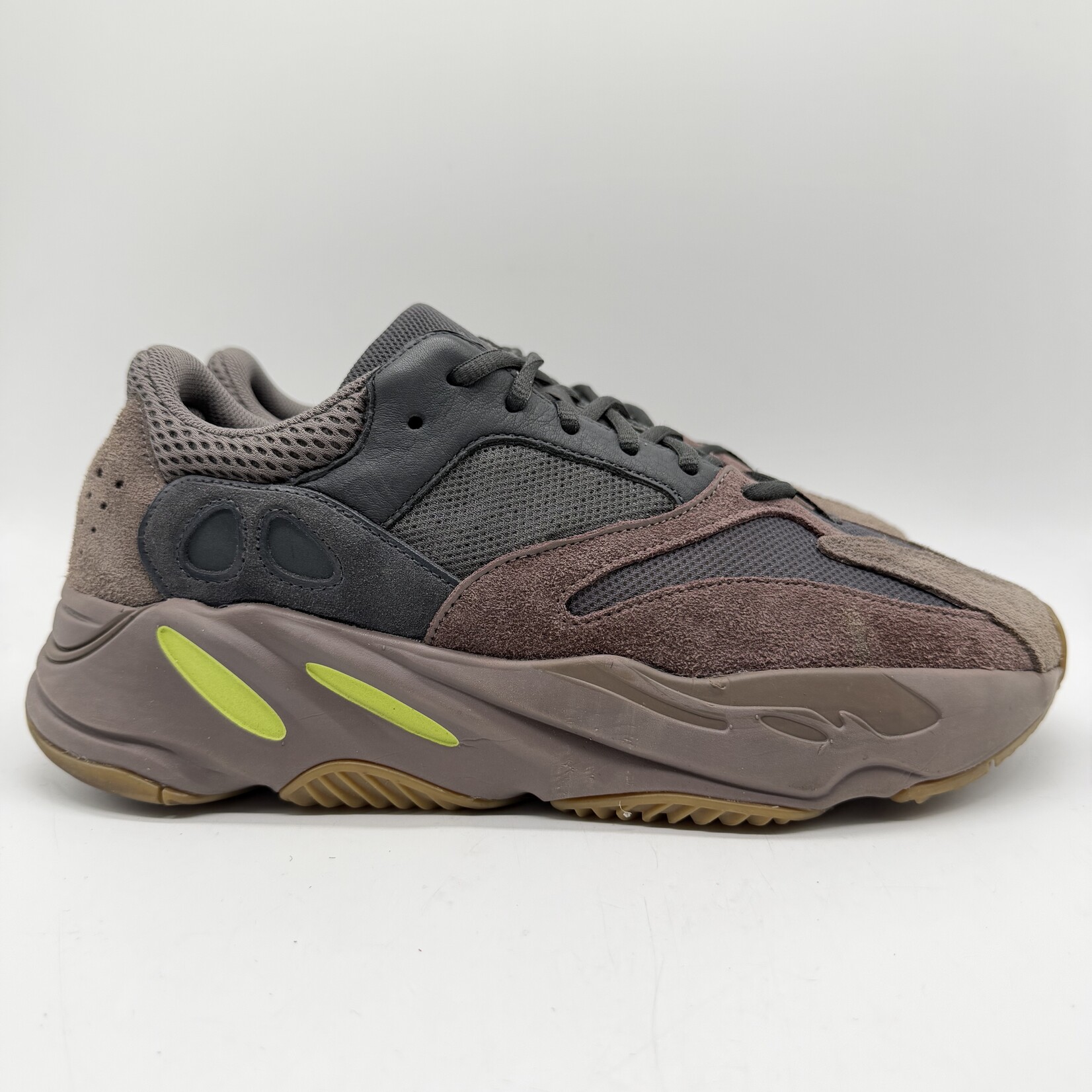 adidas Yeezy Boost 700 Mauve