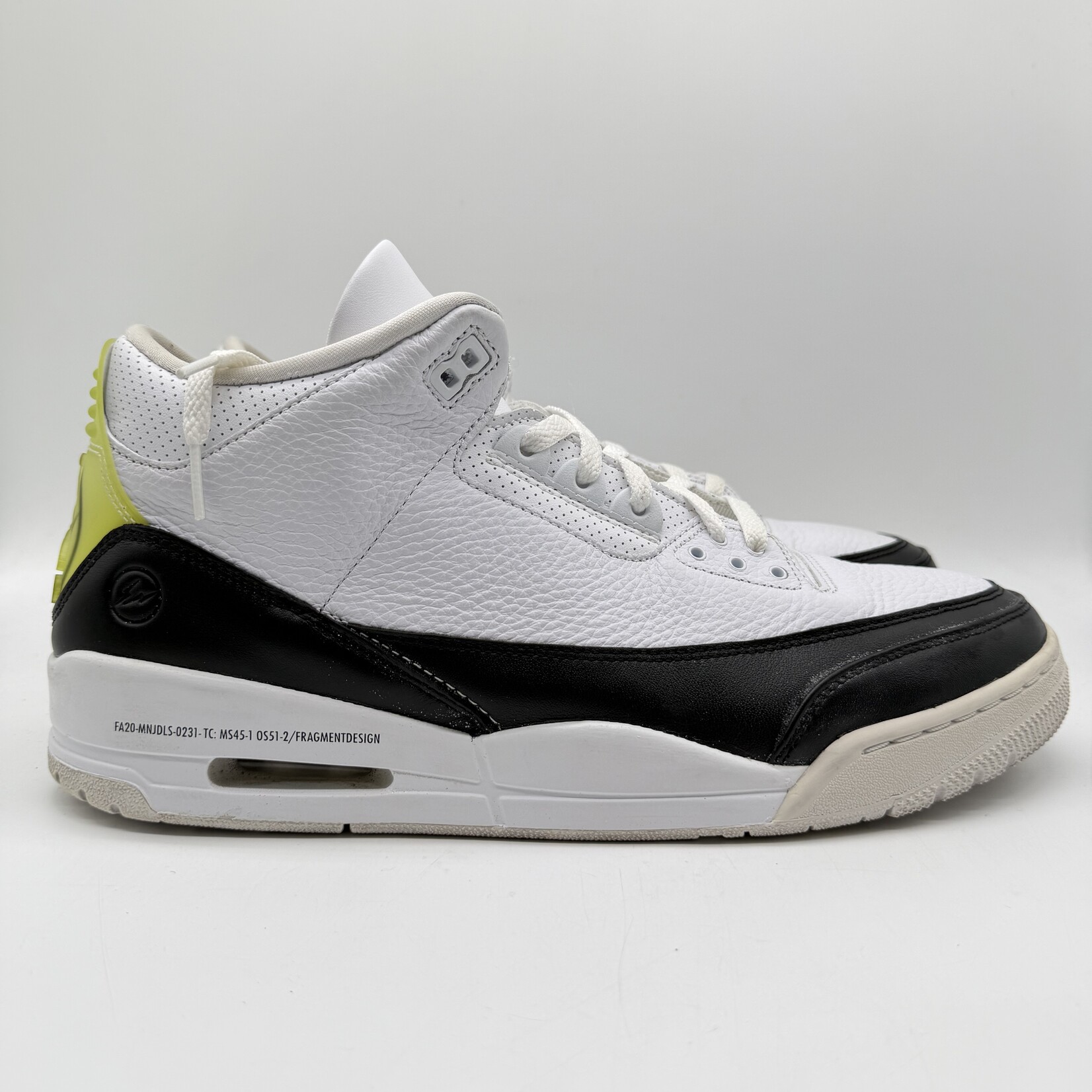 Jordan 3 Retro Fragment