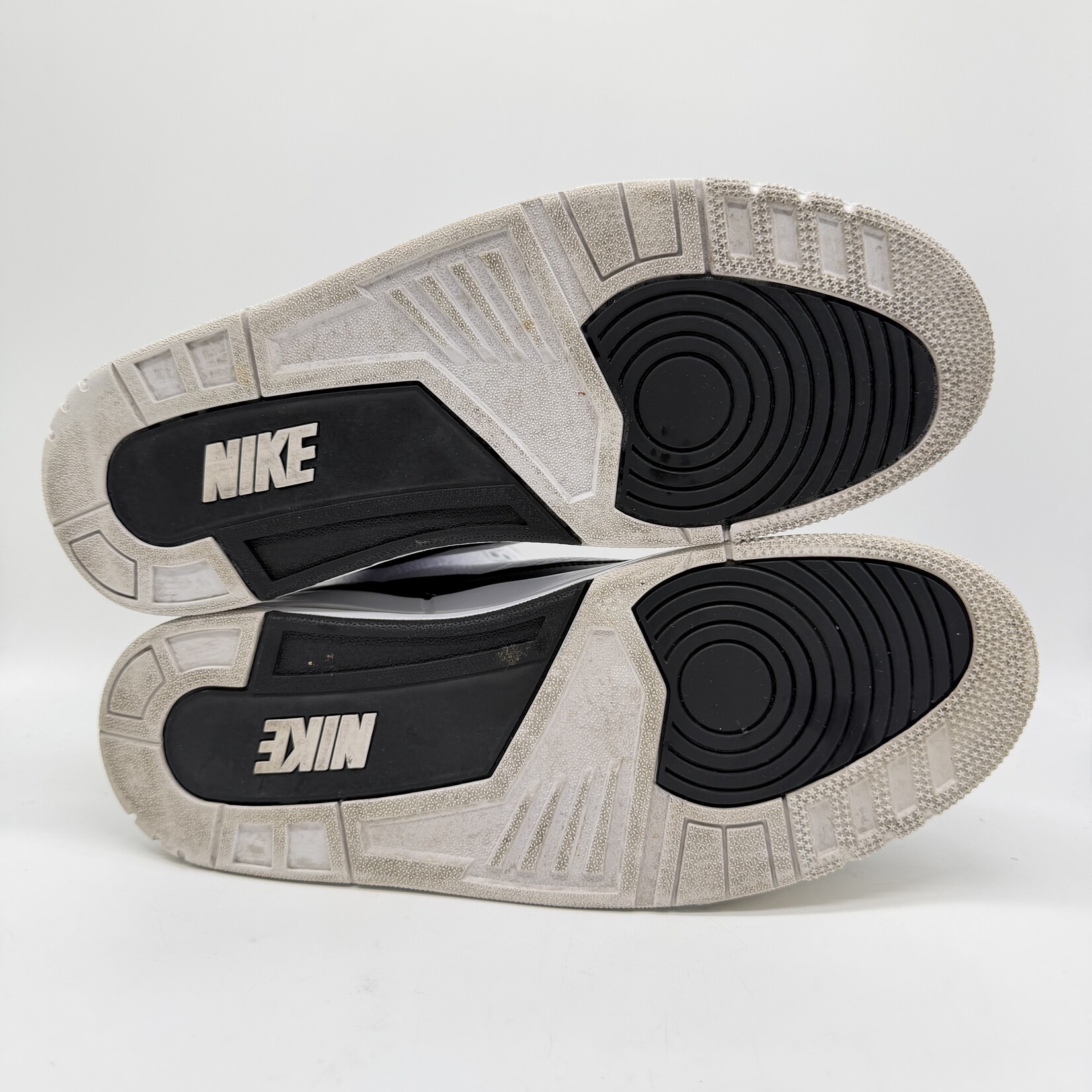 Jordan 3 Retro Fragment