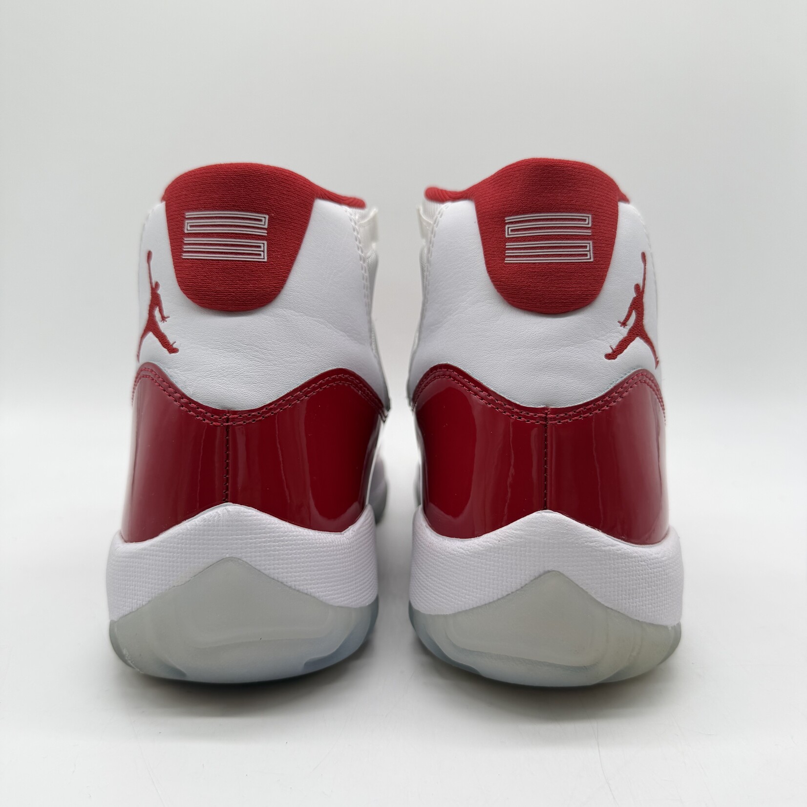 Jordan 11 Retro Cherry (2022)