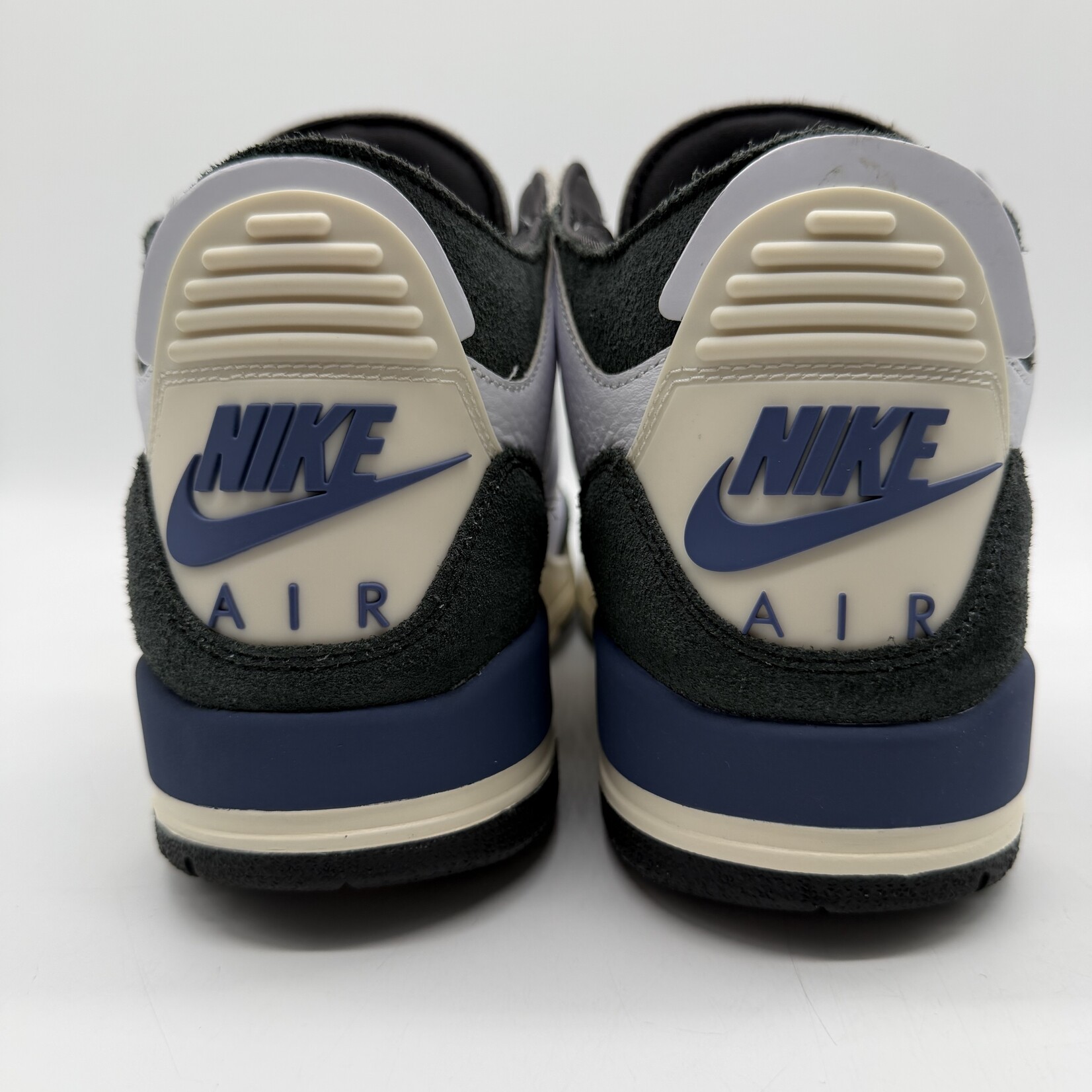 Jordan 3 Retro OG SP A Ma Maniére Diffused Blue