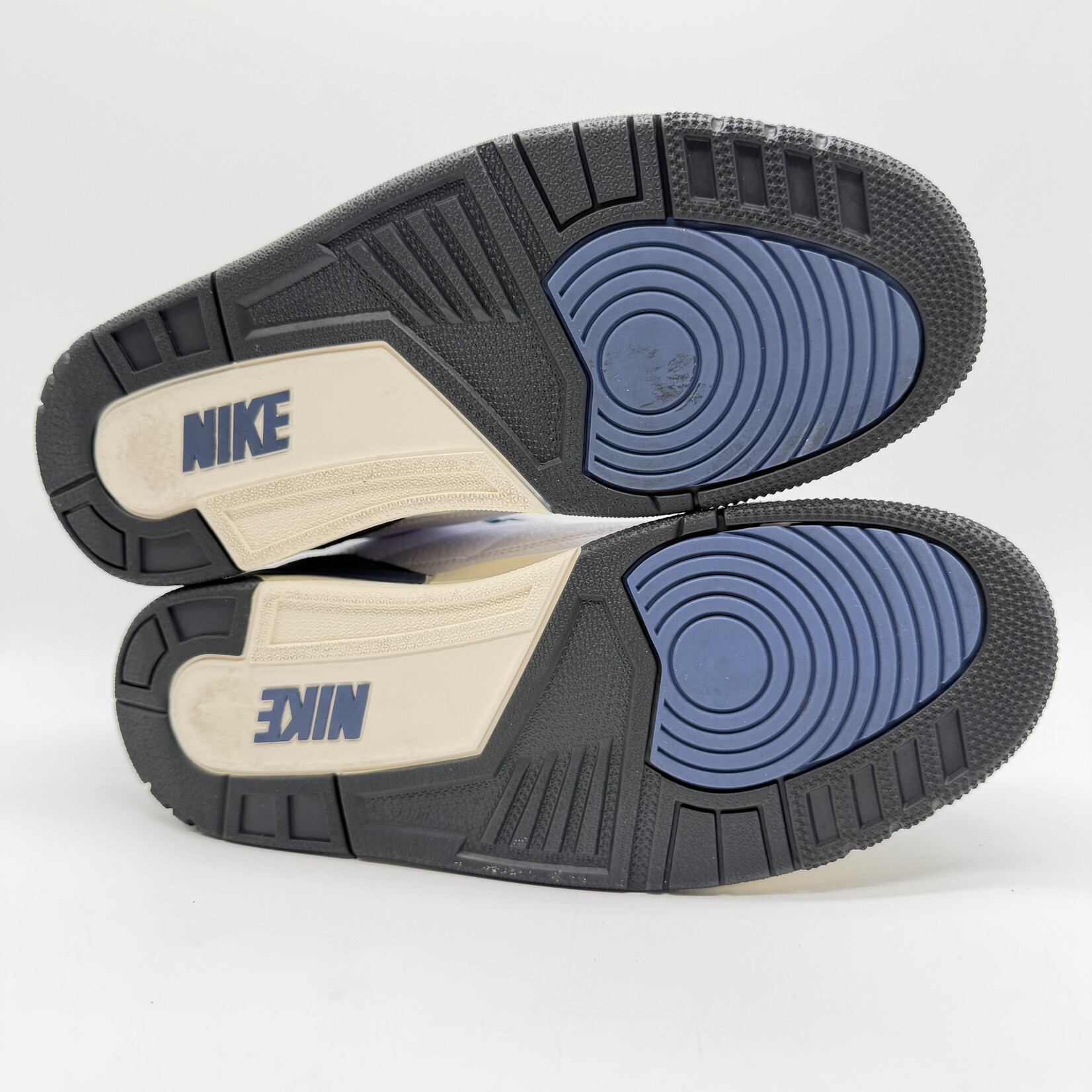 Jordan 3 Retro OG SP A Ma Maniére Diffused Blue