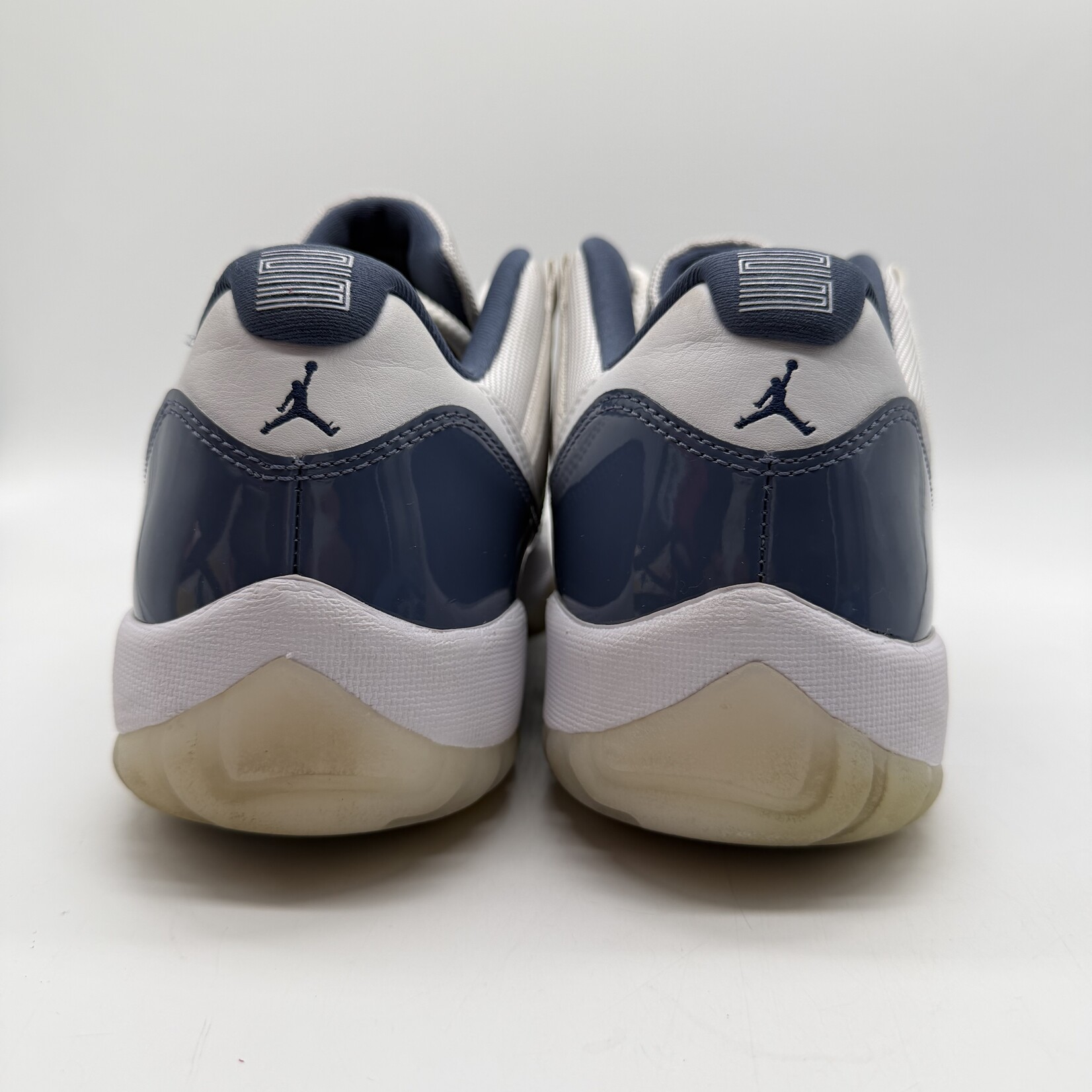 Jordan 11 Retro Low Diffused Blue