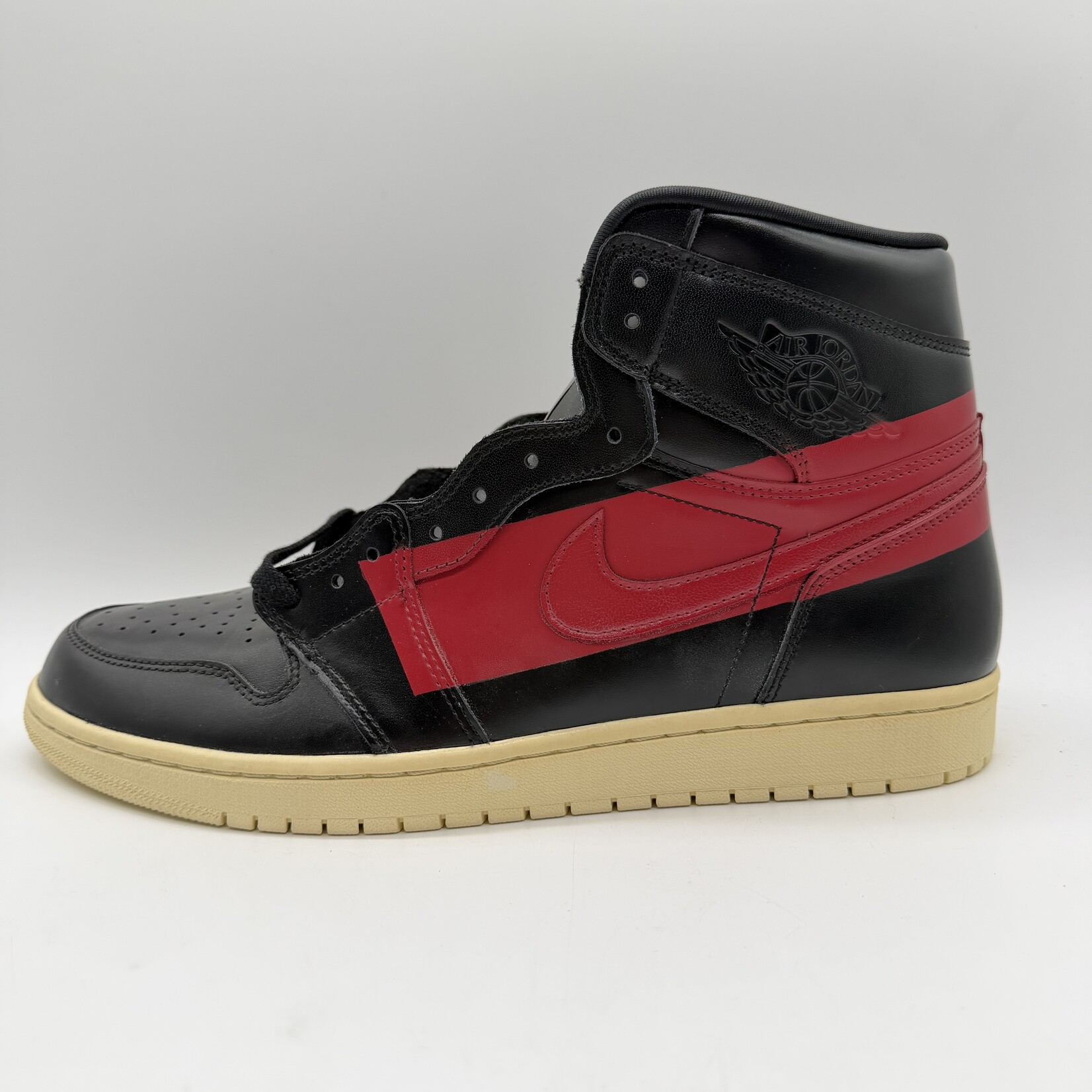 Jordan 1 Retro High OG Defiant Couture