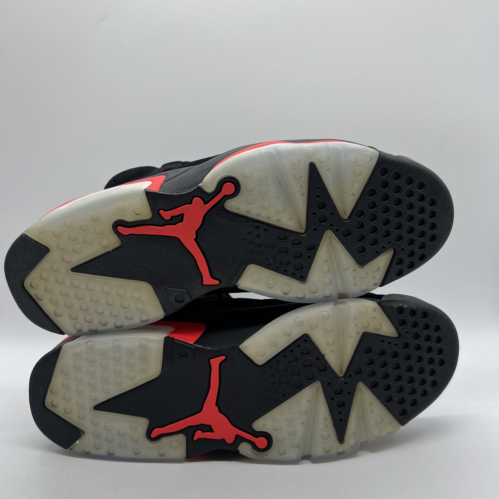 Jordan 6 Retro Black Infrared (2019)