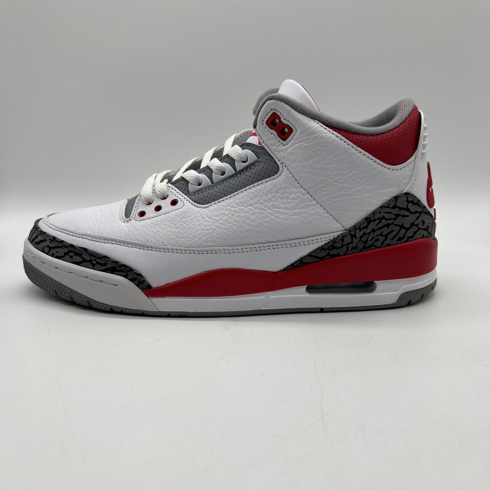 Jordan 3 Retro Fire Red (2022)