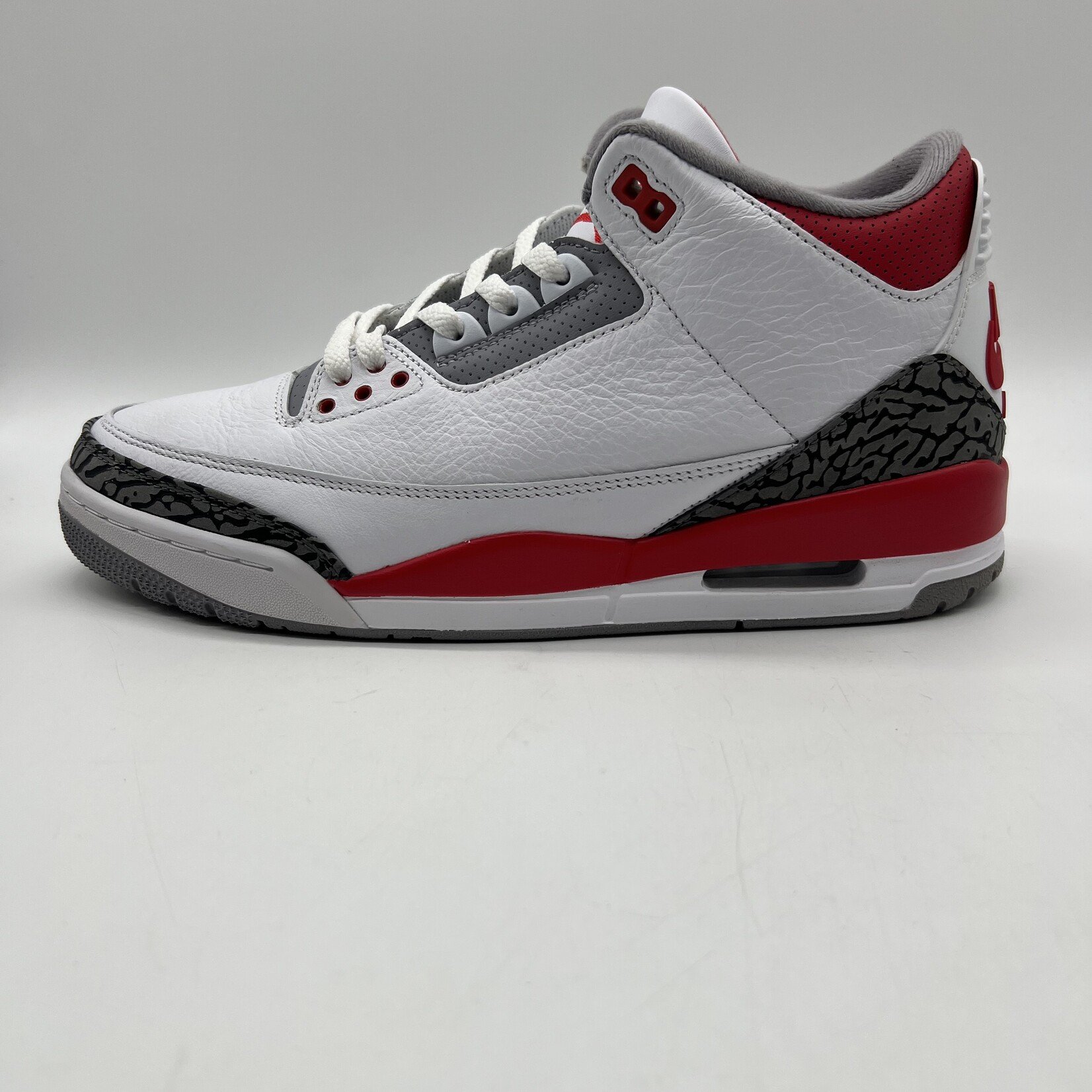 Jordan 3 Retro Fire Red (2022)