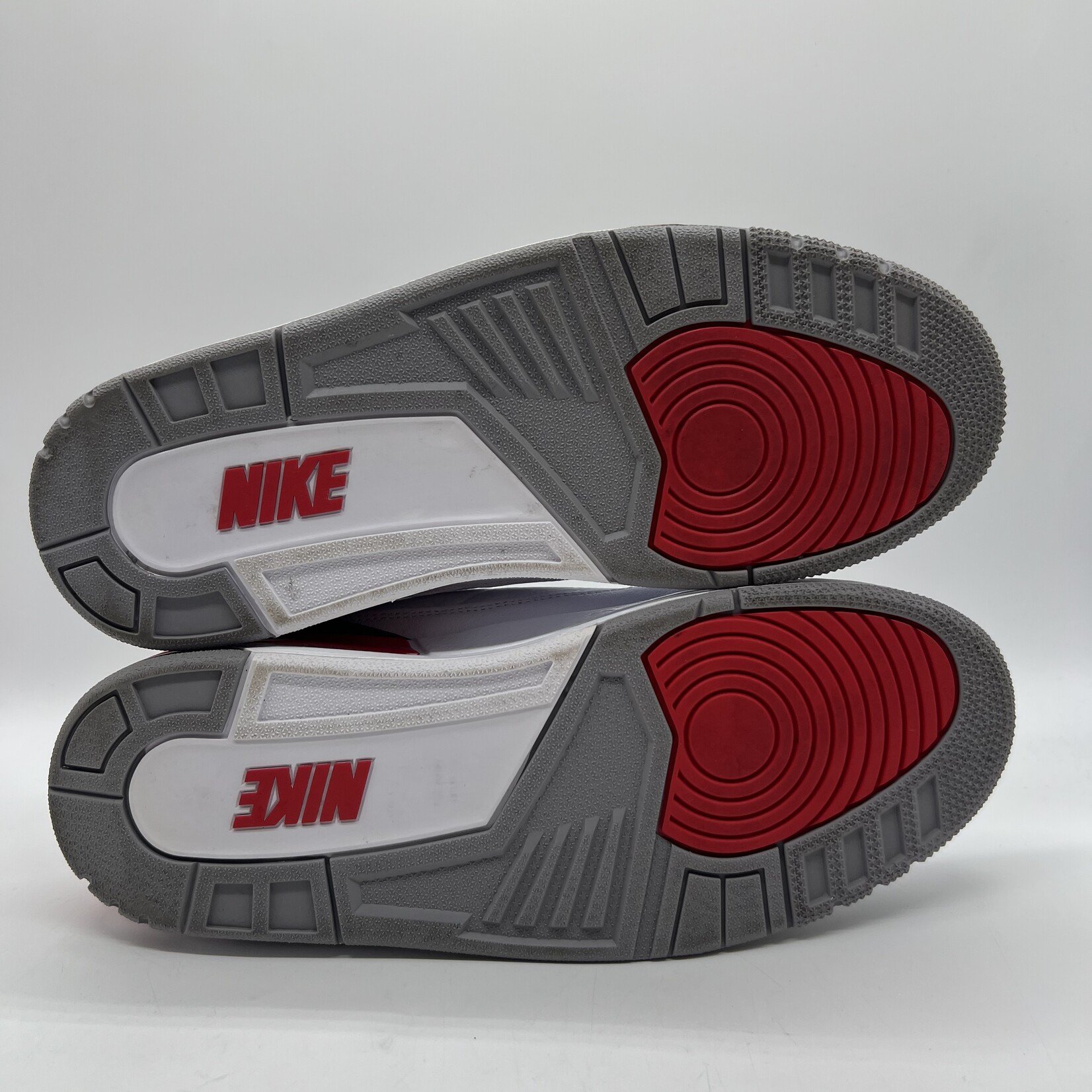 Jordan 3 Retro Fire Red (2022)