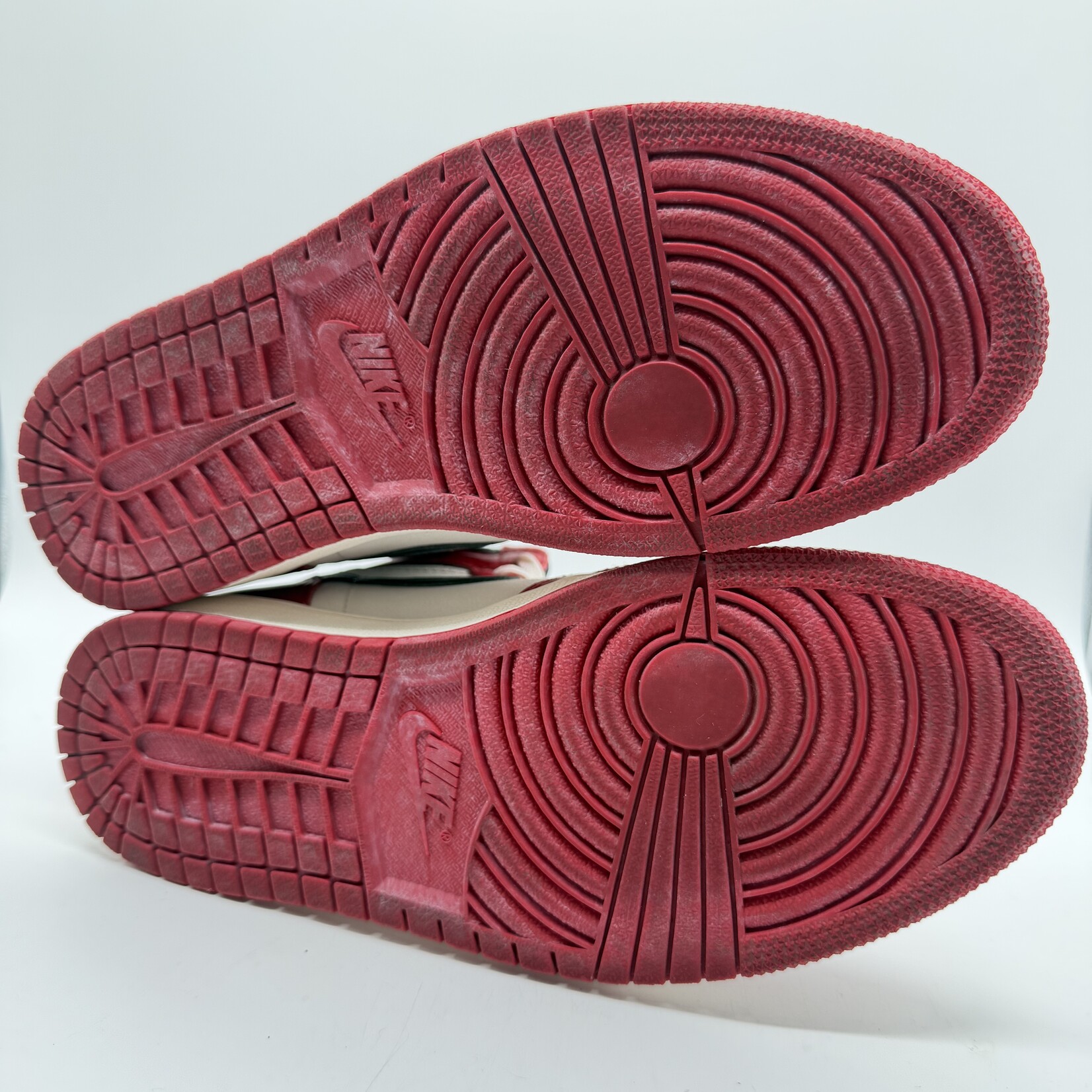 Jordan 1 Retro High OG Chicago Lost and Found